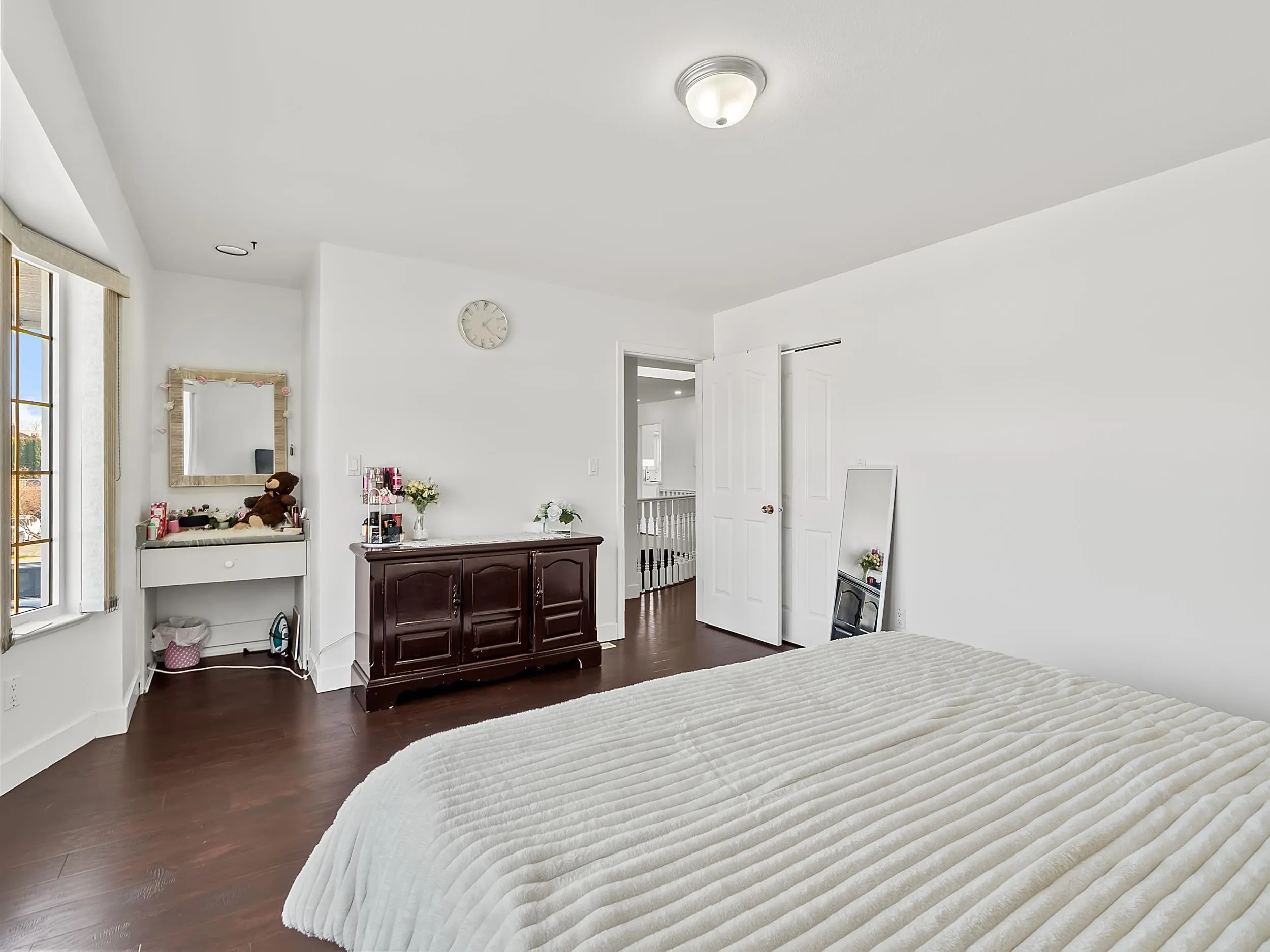 3542 Galiano Drive