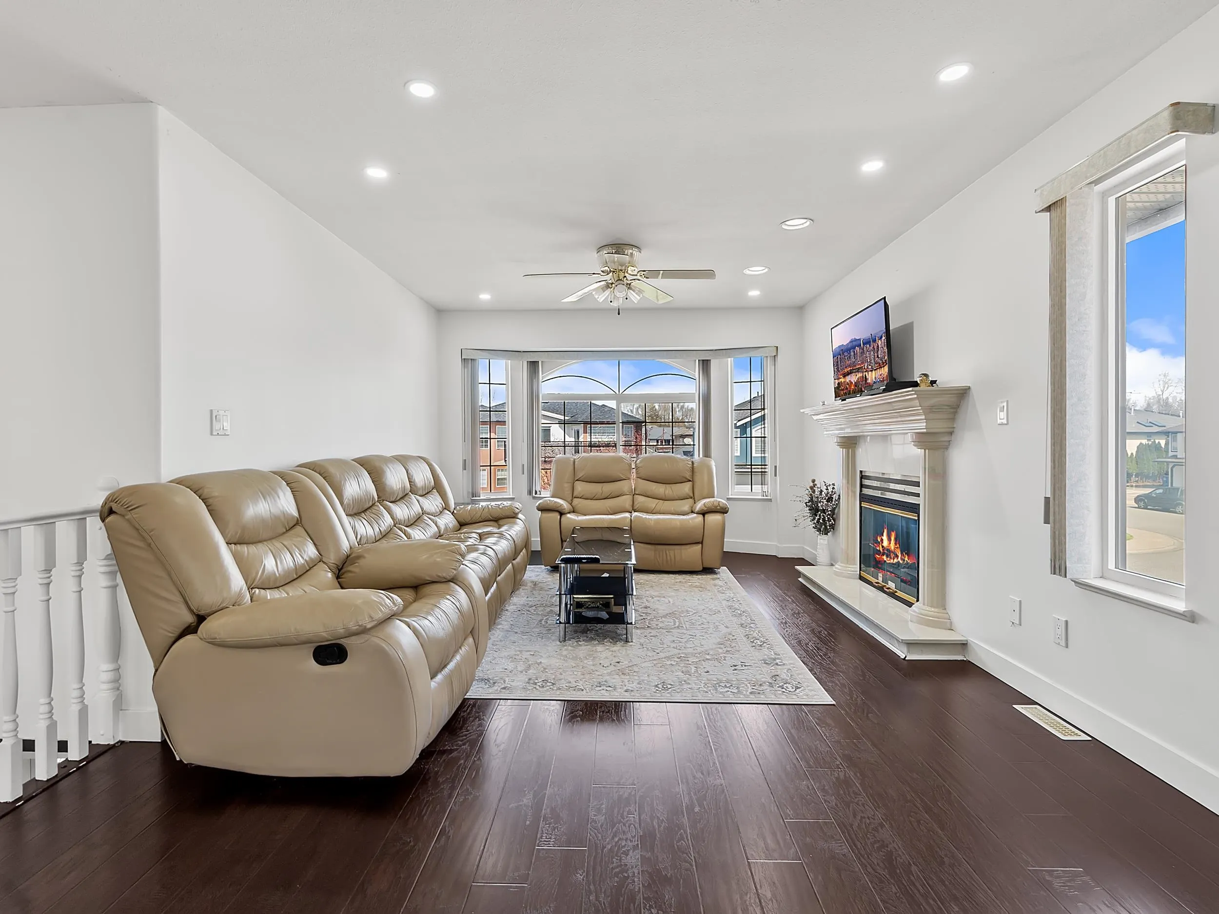 3542 Galiano Drive