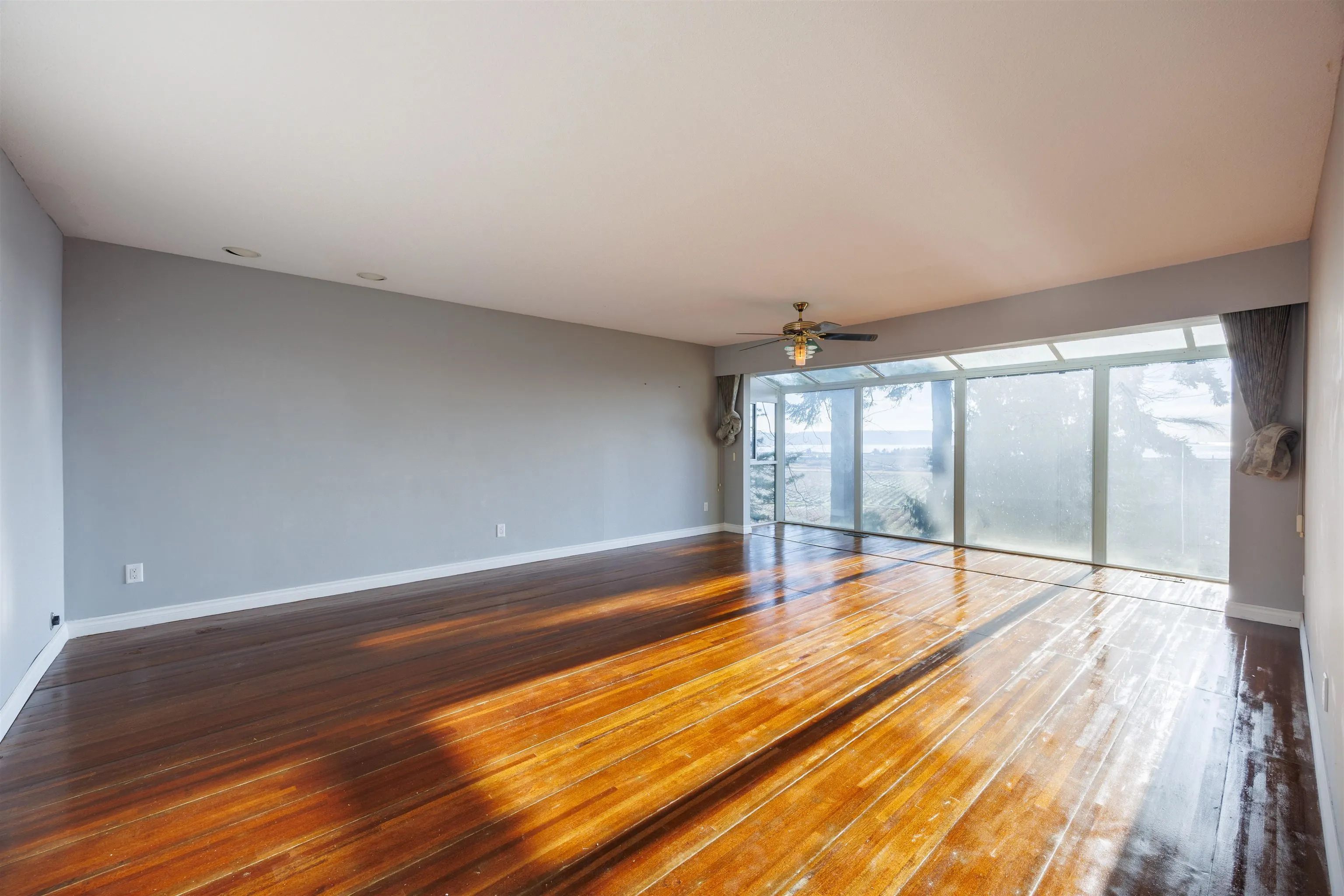5242 Station Road