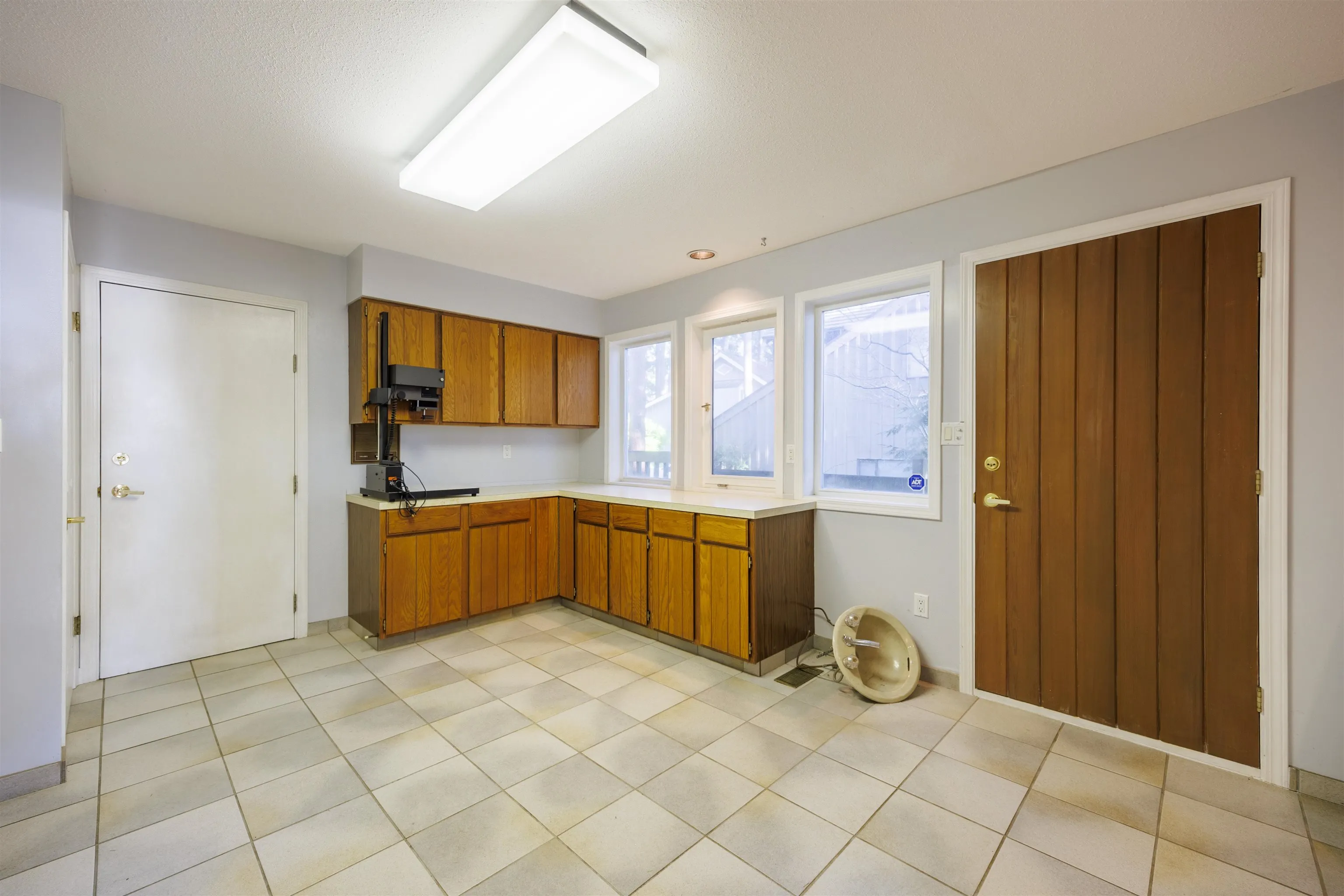 5242 Station Road