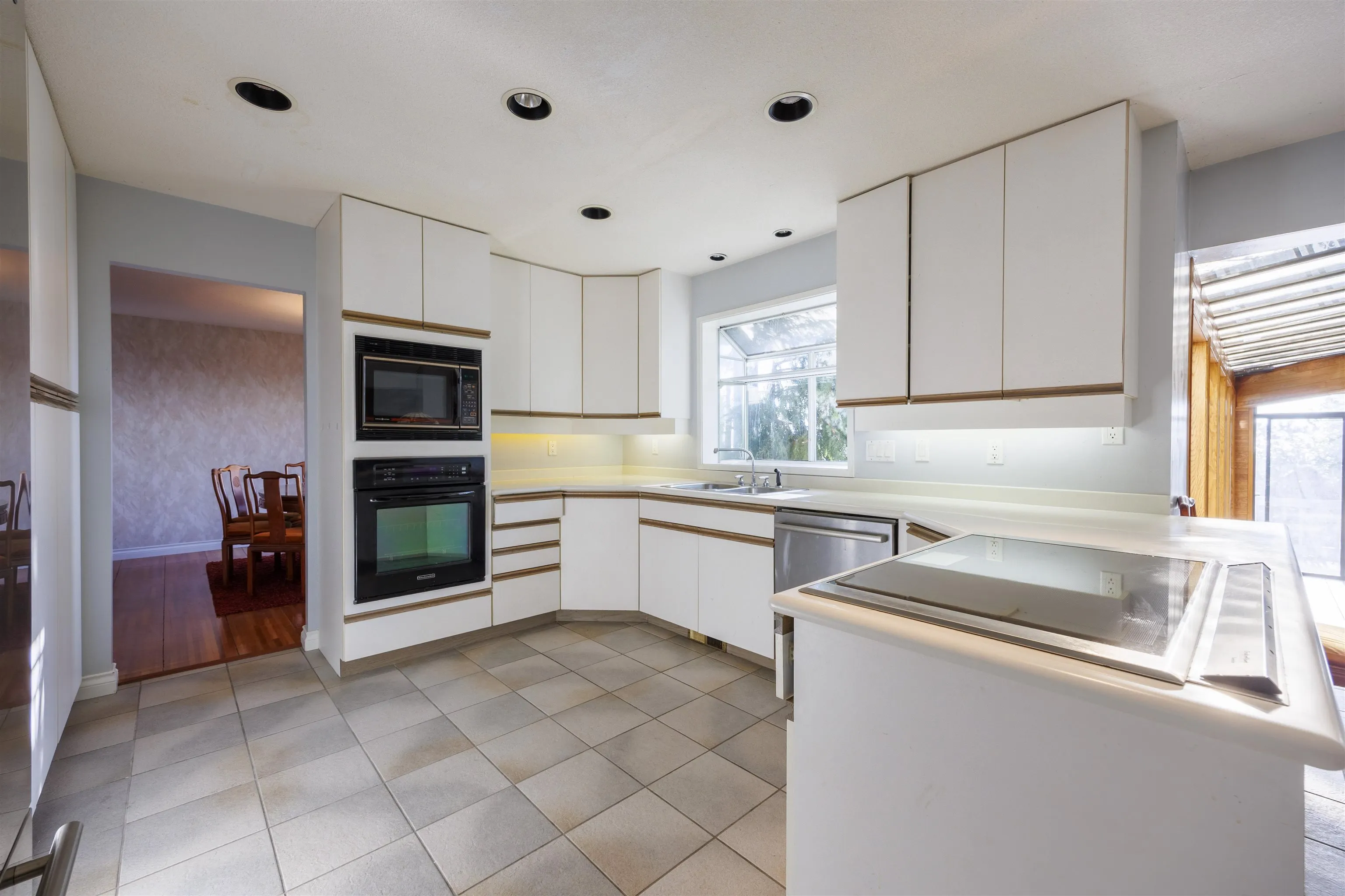 5242 Station Road