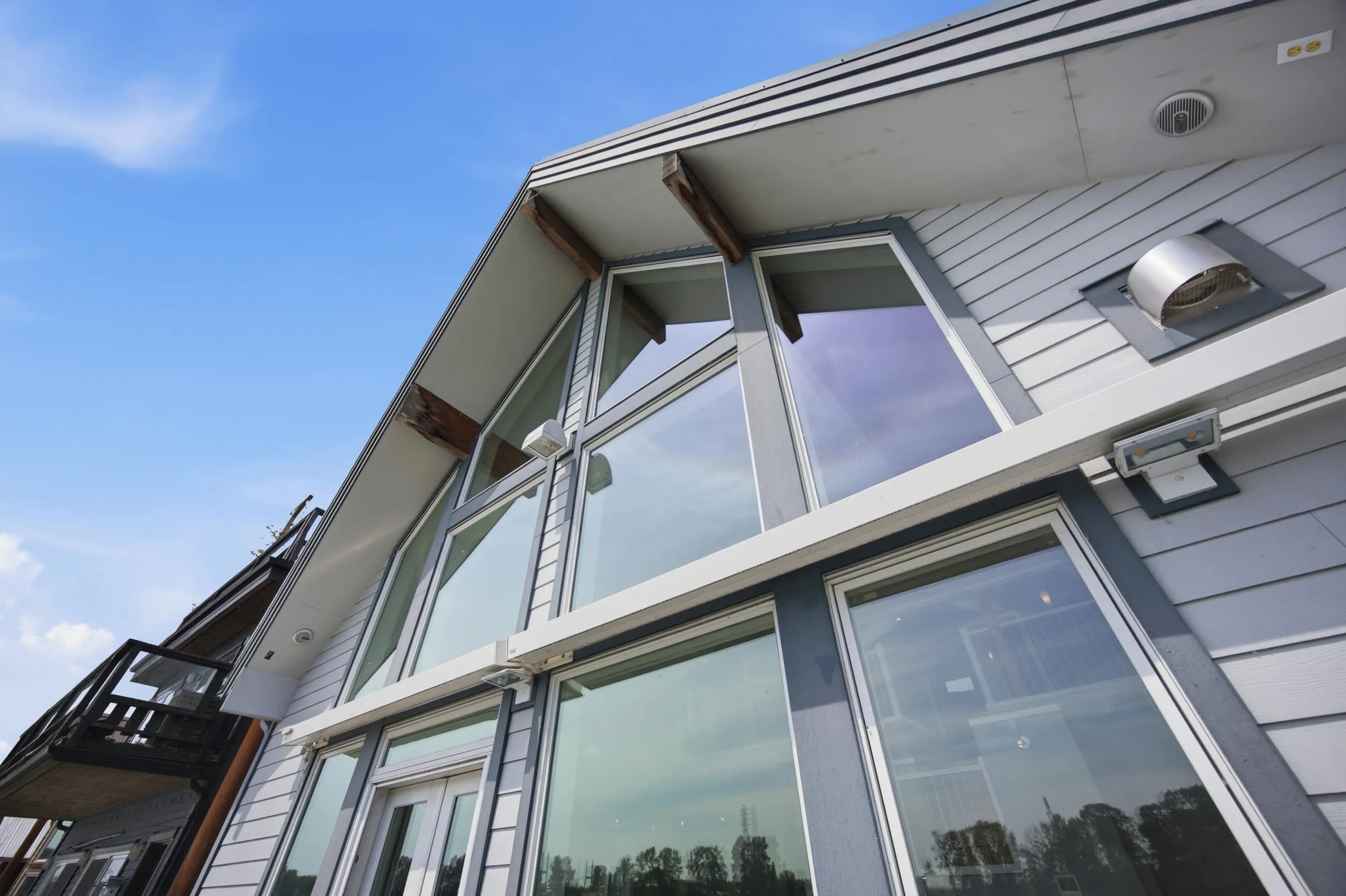 700 South Dyke Road #11