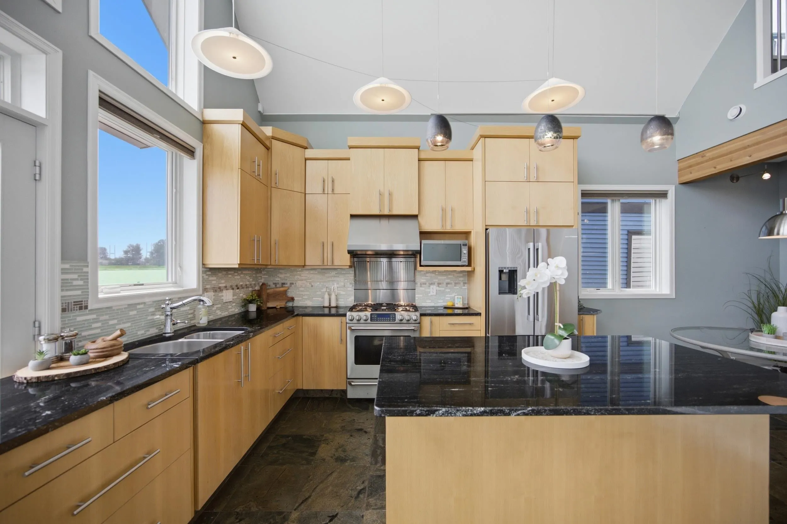 700 South Dyke Road #11