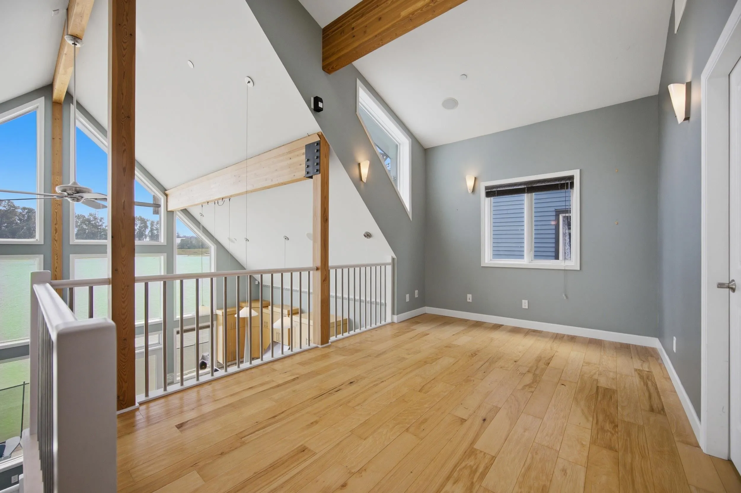 700 South Dyke Road #11