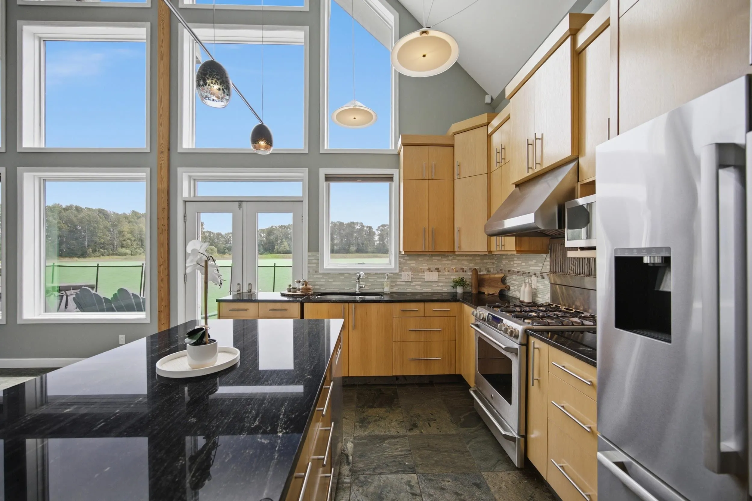 700 South Dyke Road #11
