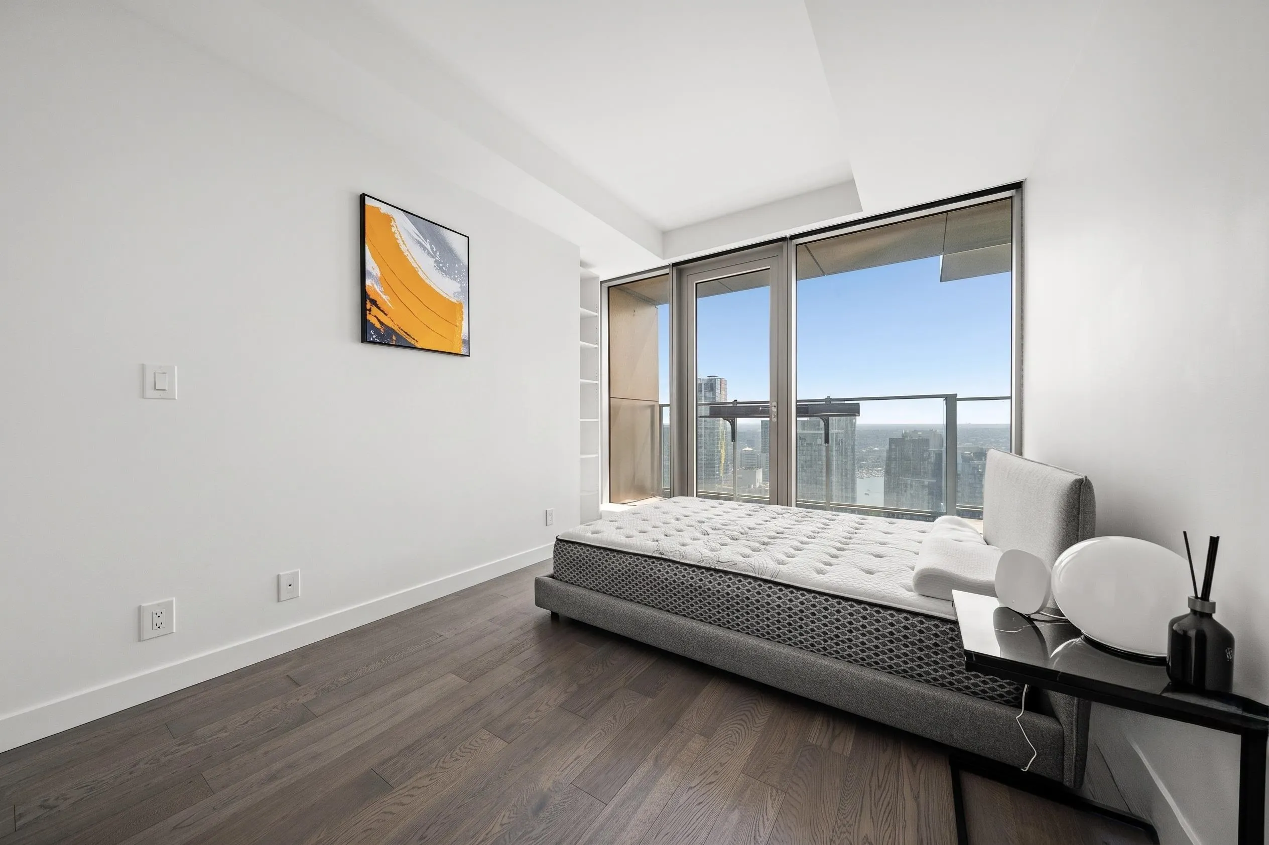 1480 Howe Street #3801