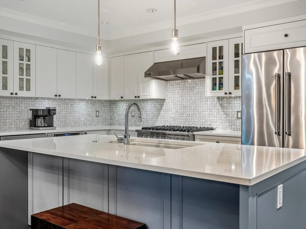 656 W 13th Avenue #100