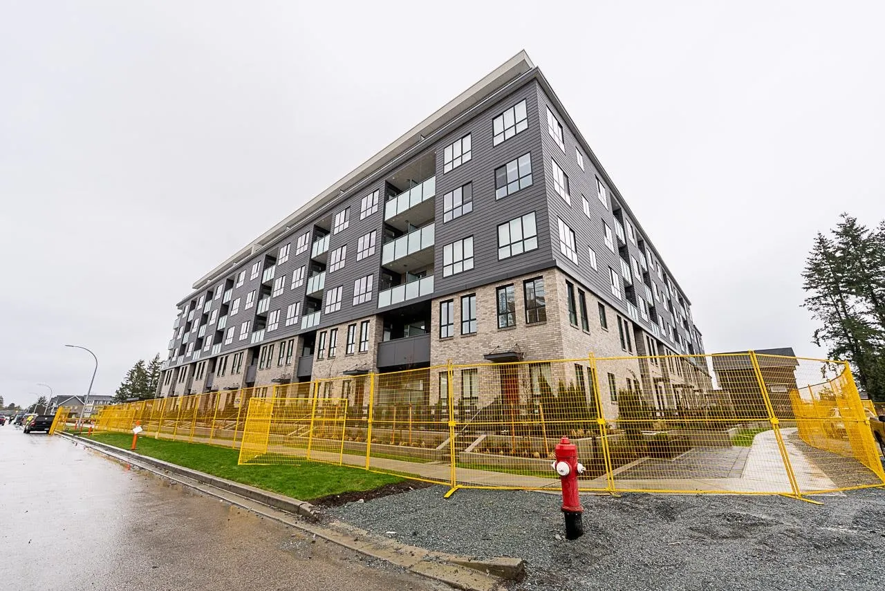 15738 85 Avenue #506