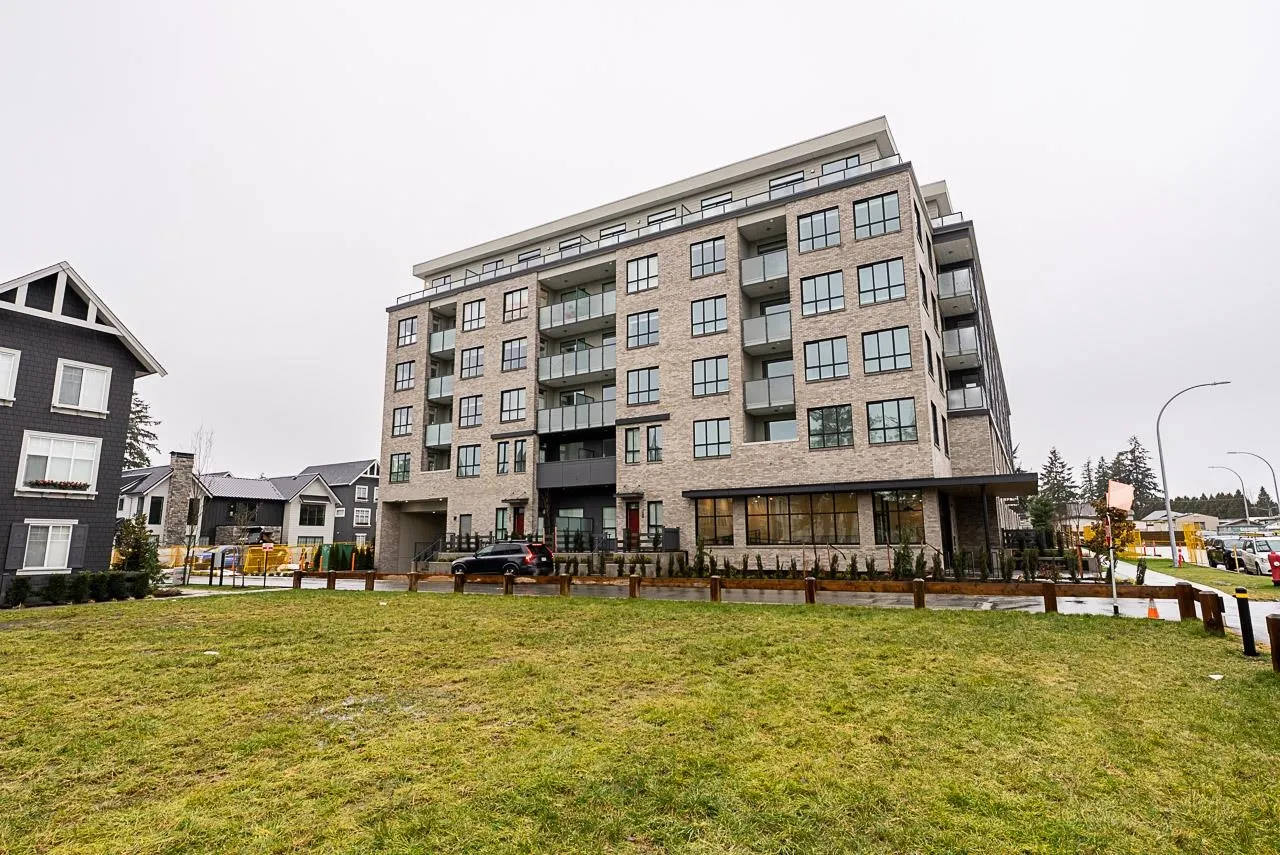 15738 85 Avenue #506