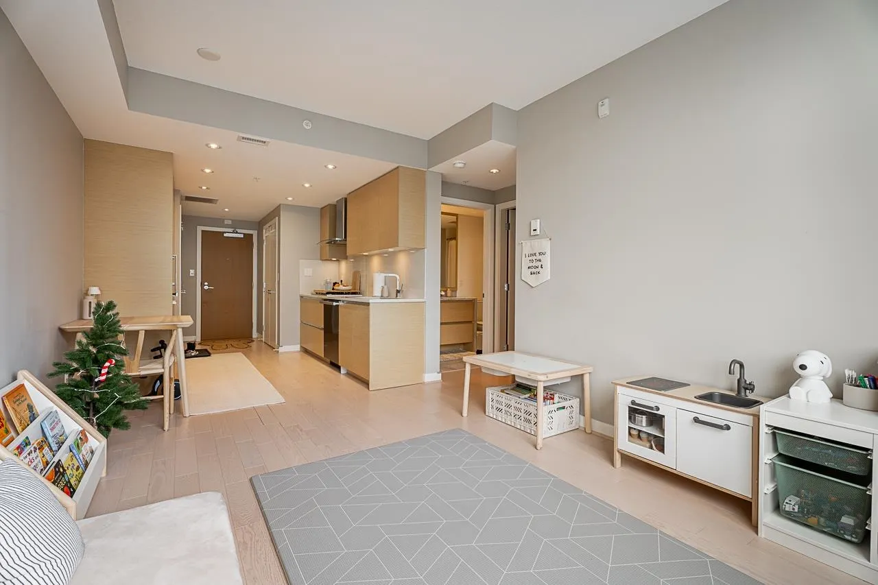 505 W 30th Avenue #301