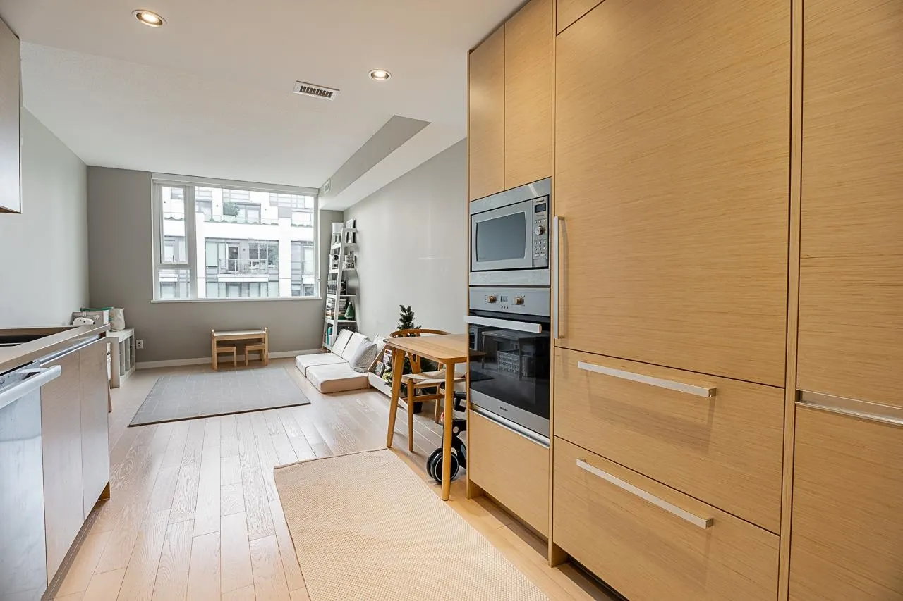 505 W 30th Avenue #301
