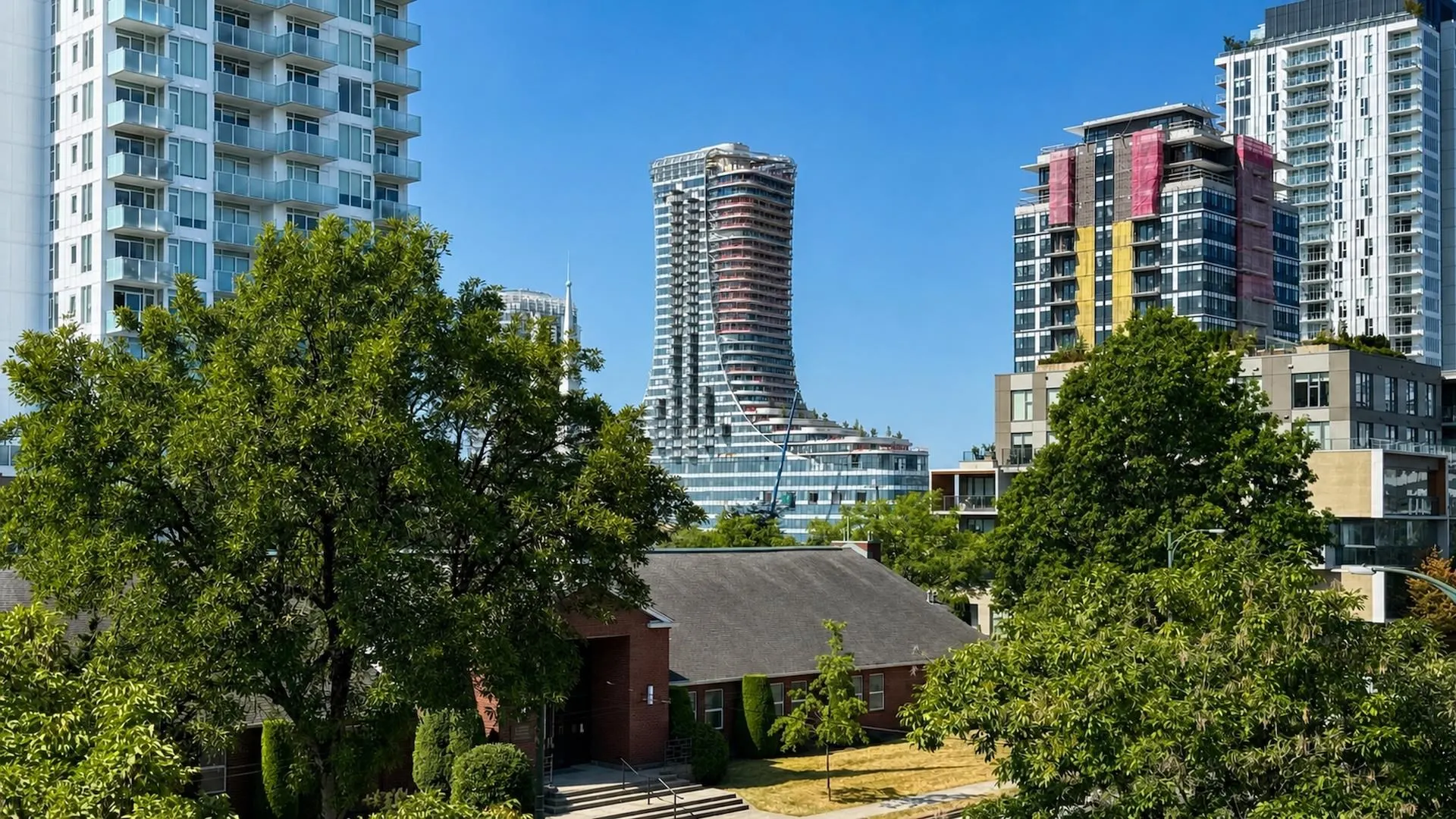 5693 Elizabeth Street #310