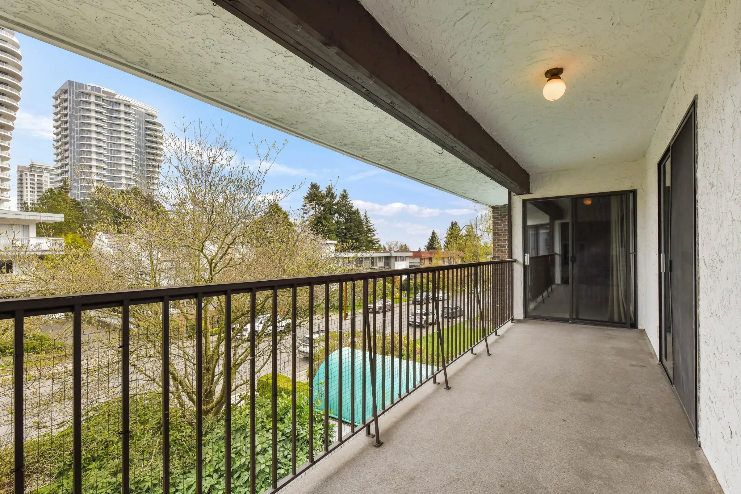 1521 Blackwood Street #305