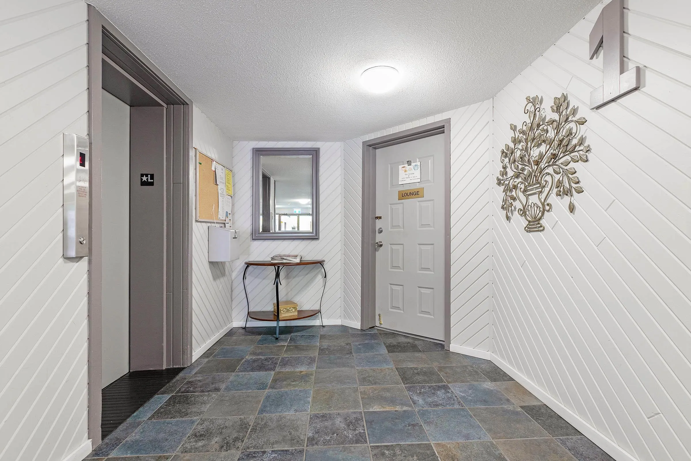 1521 Blackwood Street #305
