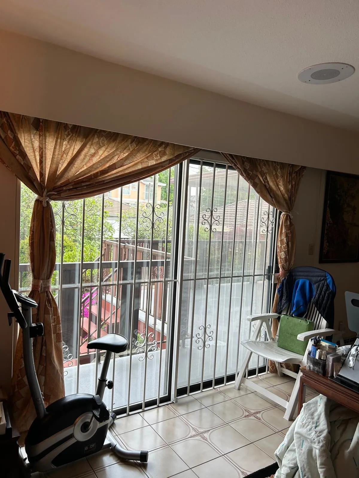 115 W 47th Avenue