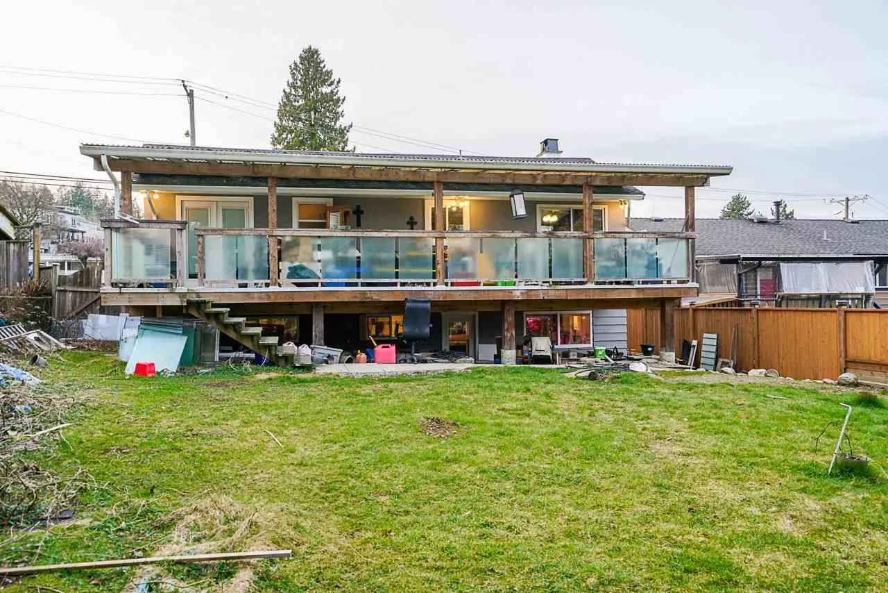 11372 Surrey Road