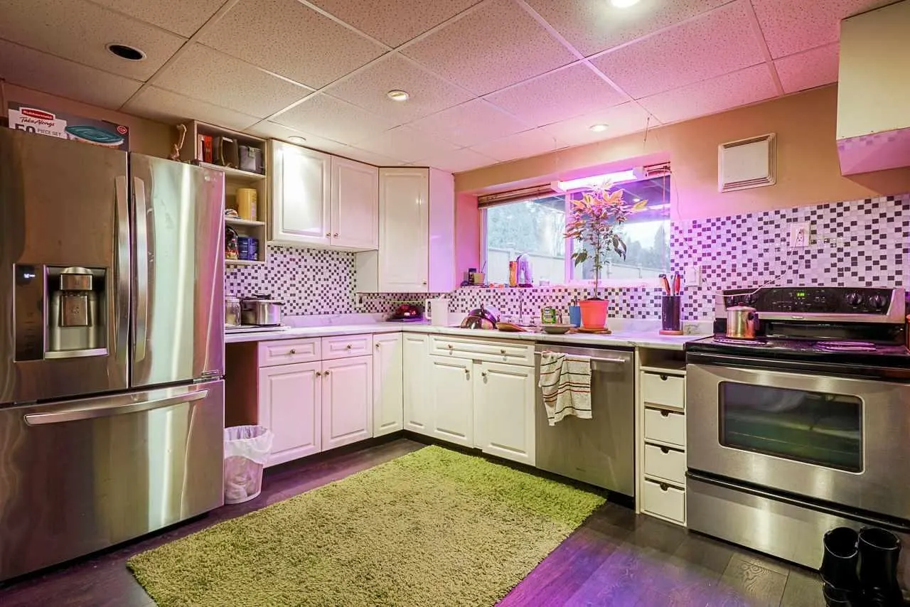 11372 Surrey Road