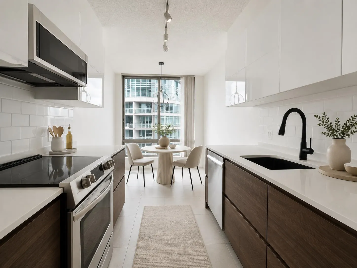 1200 W Georgia Street #3206