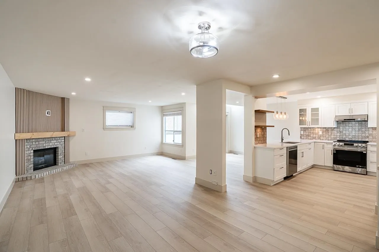 21937 48 Avenue #1304