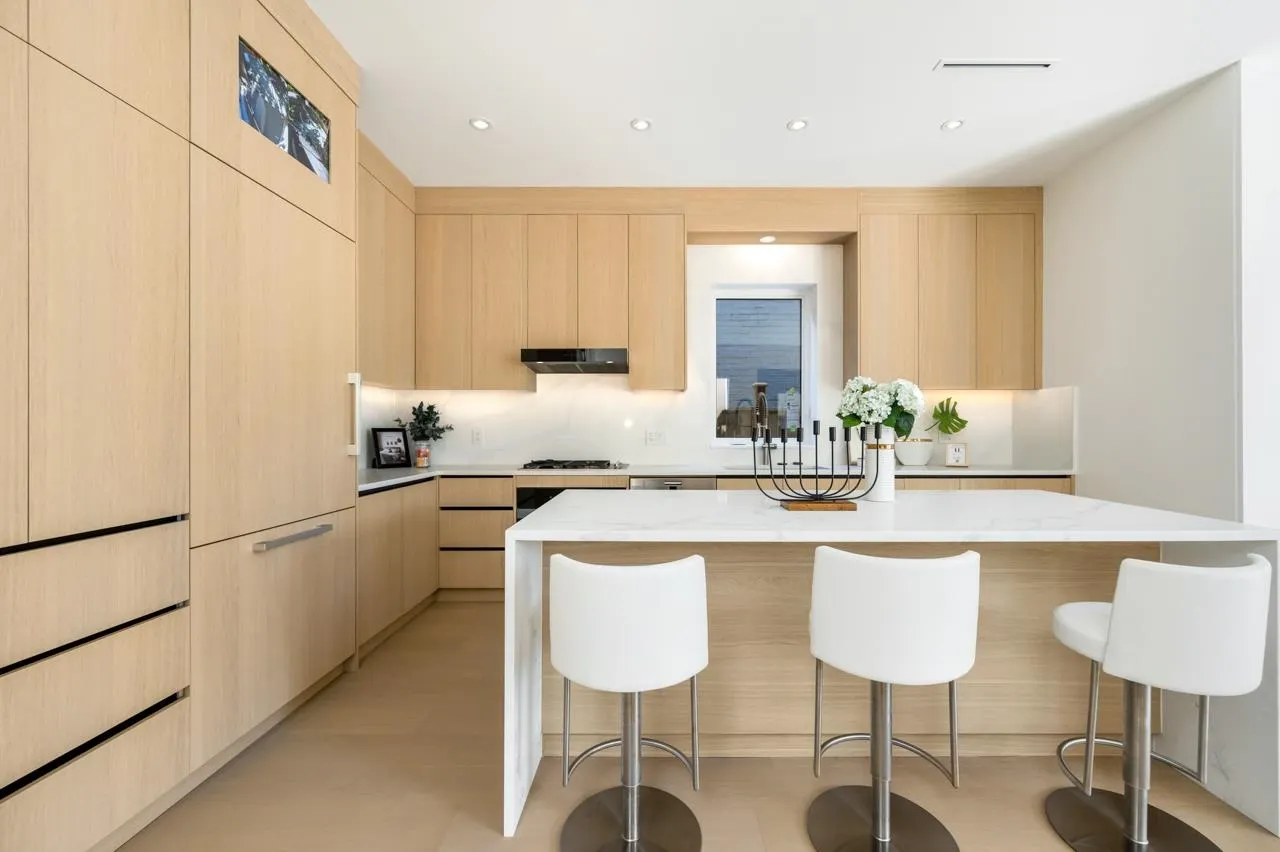 3771 W King Edward Avenue #1