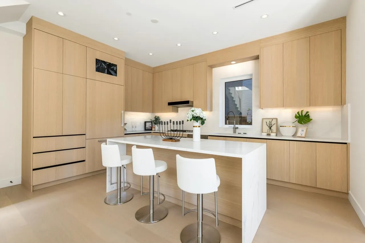 3771 W King Edward Avenue #1