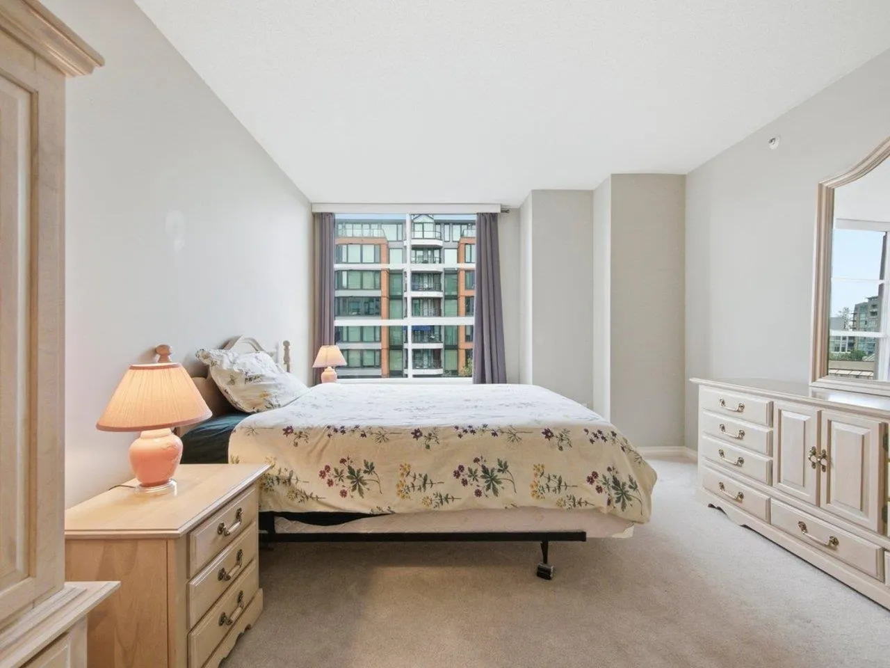 2288 Pine Street #701