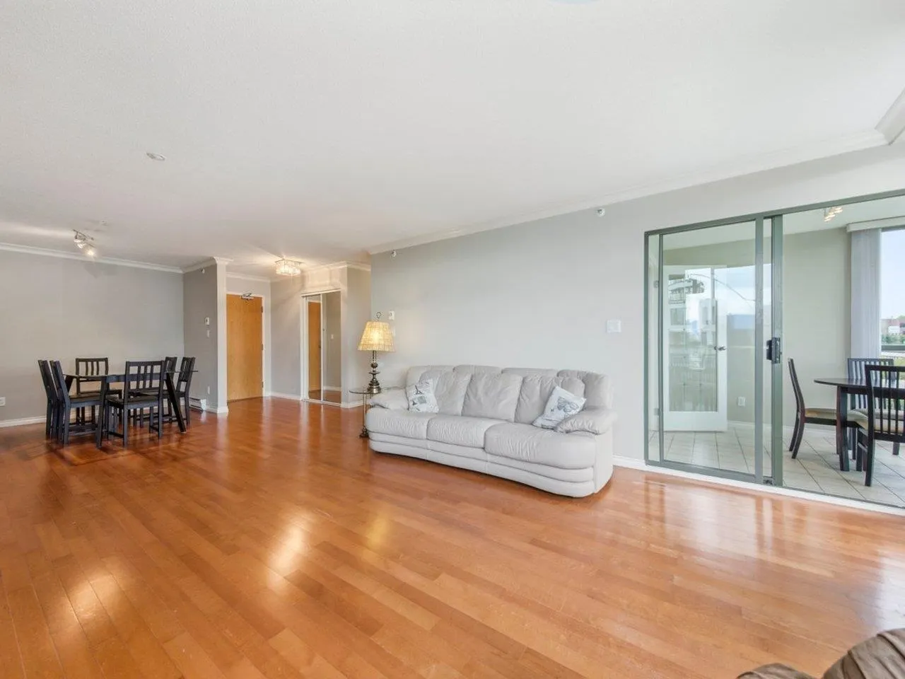 2288 Pine Street #701