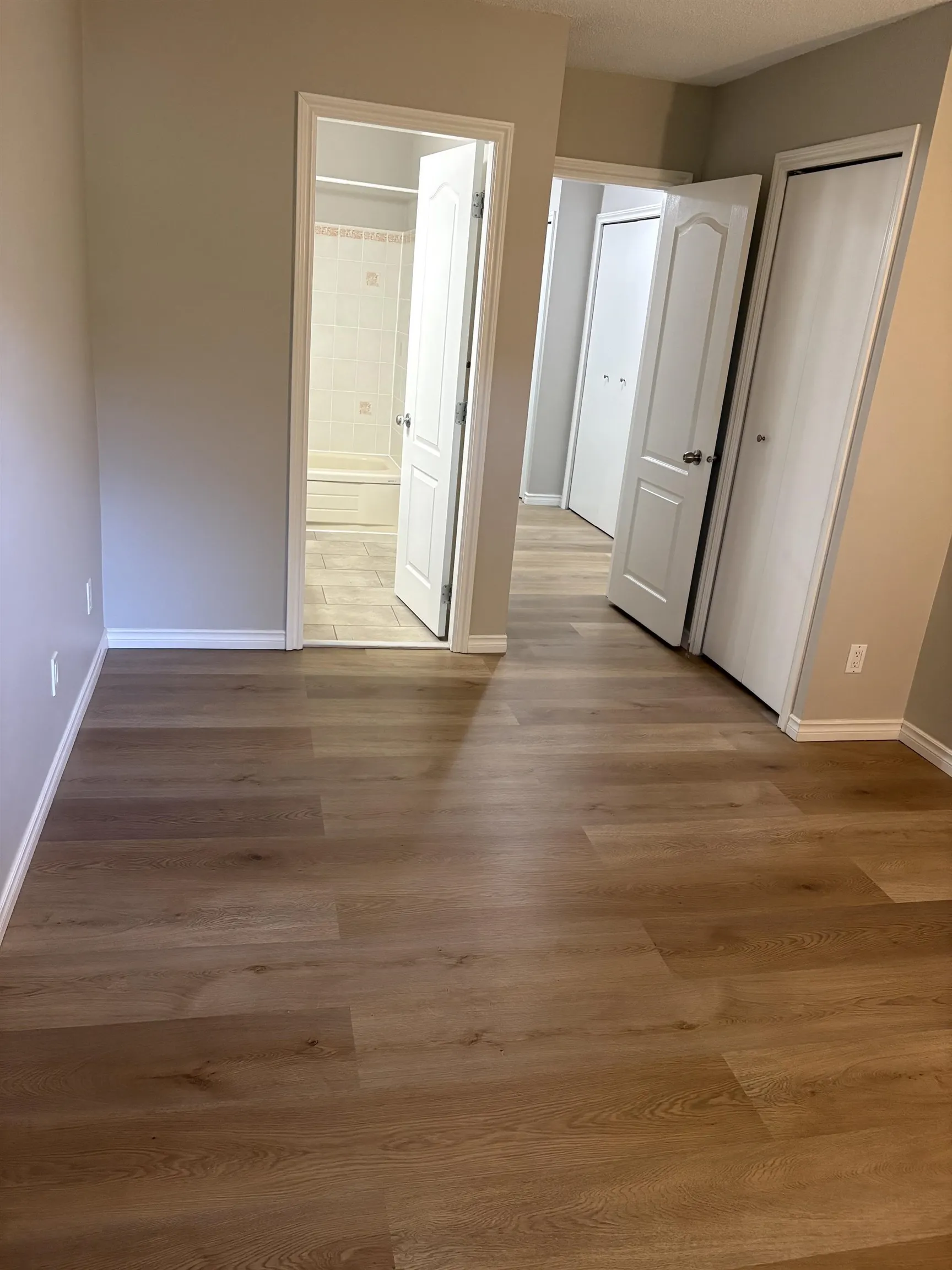 10560 154 Street #405