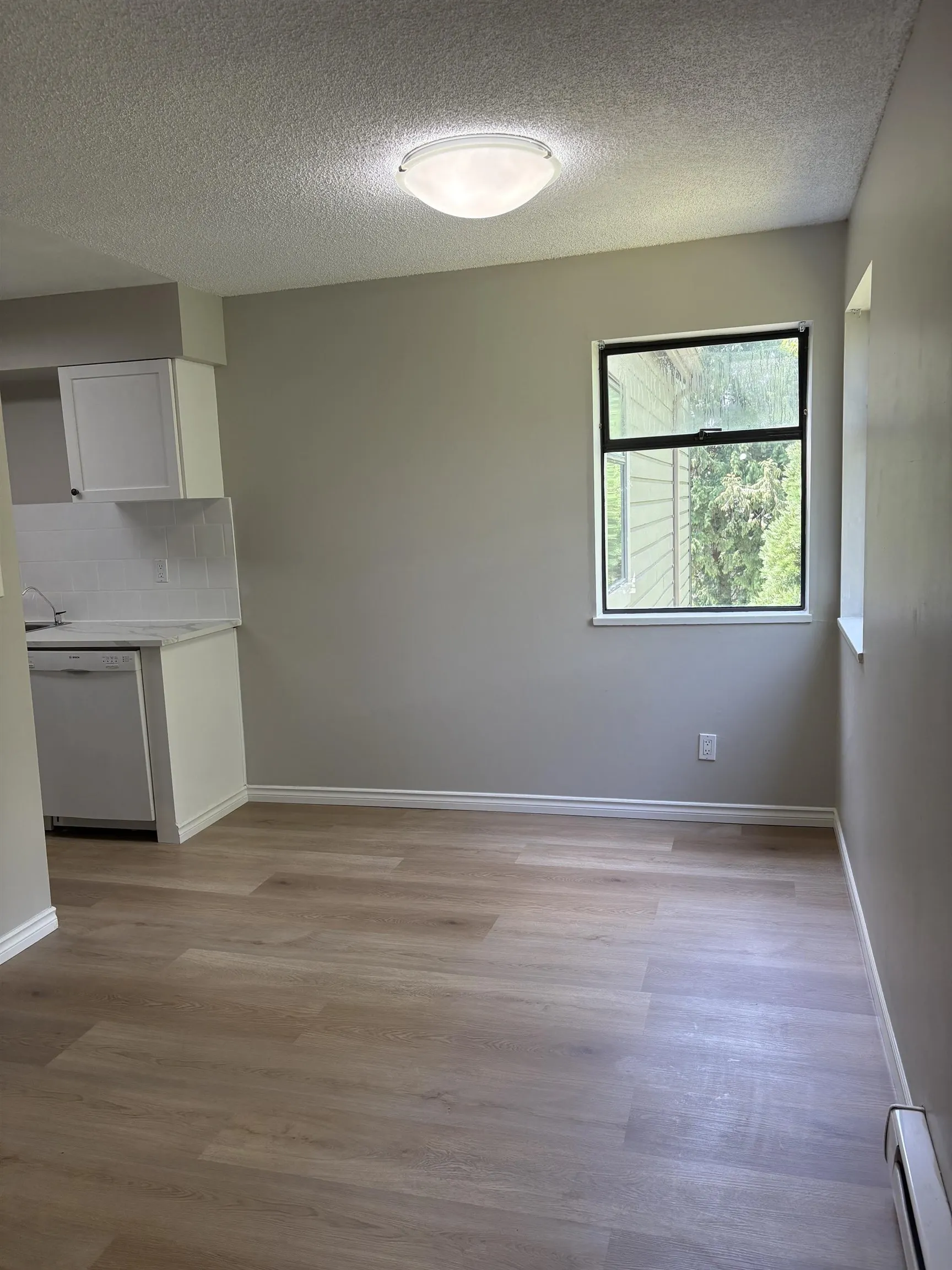 10560 154 Street #405