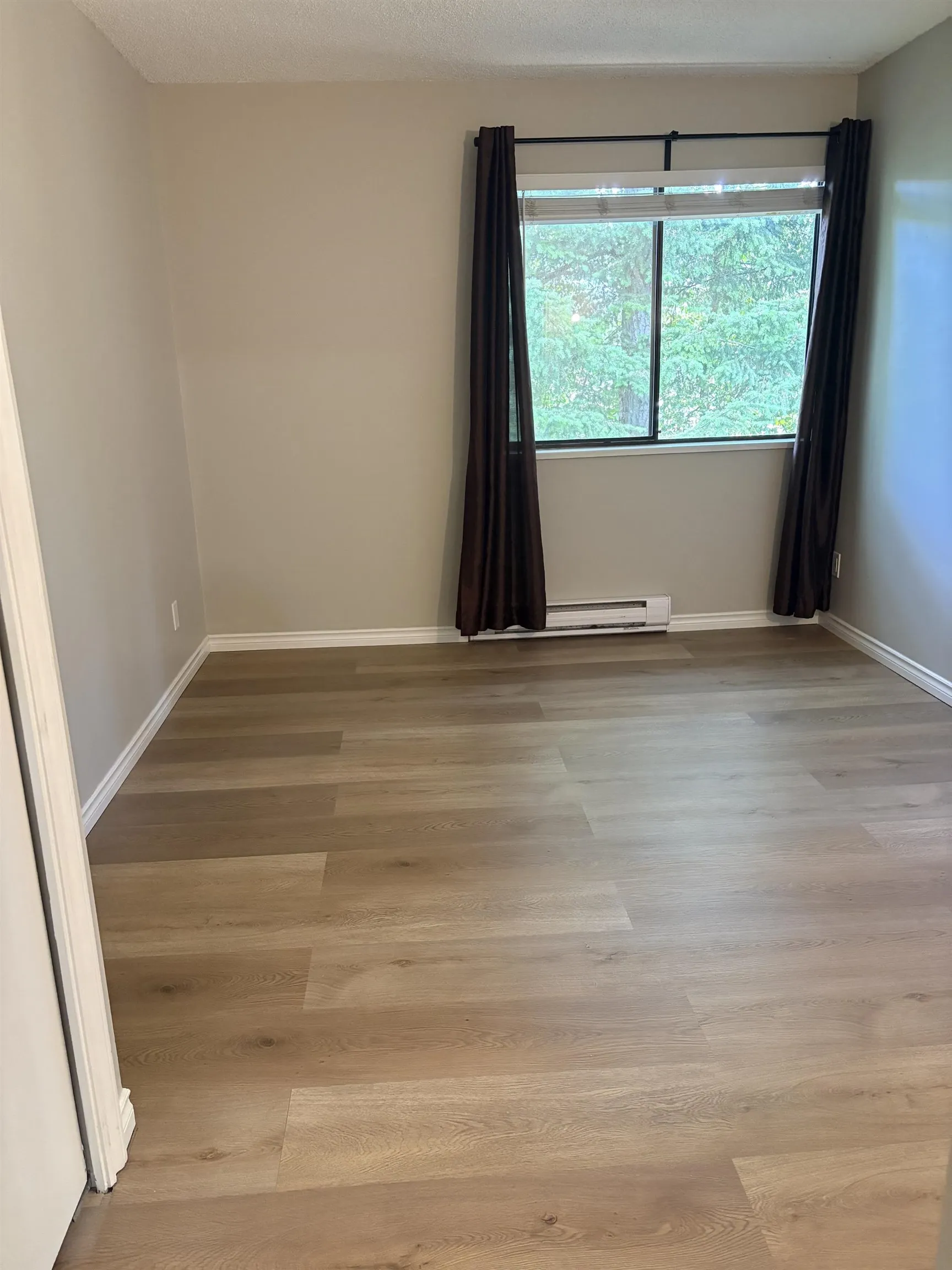 10560 154 Street #405