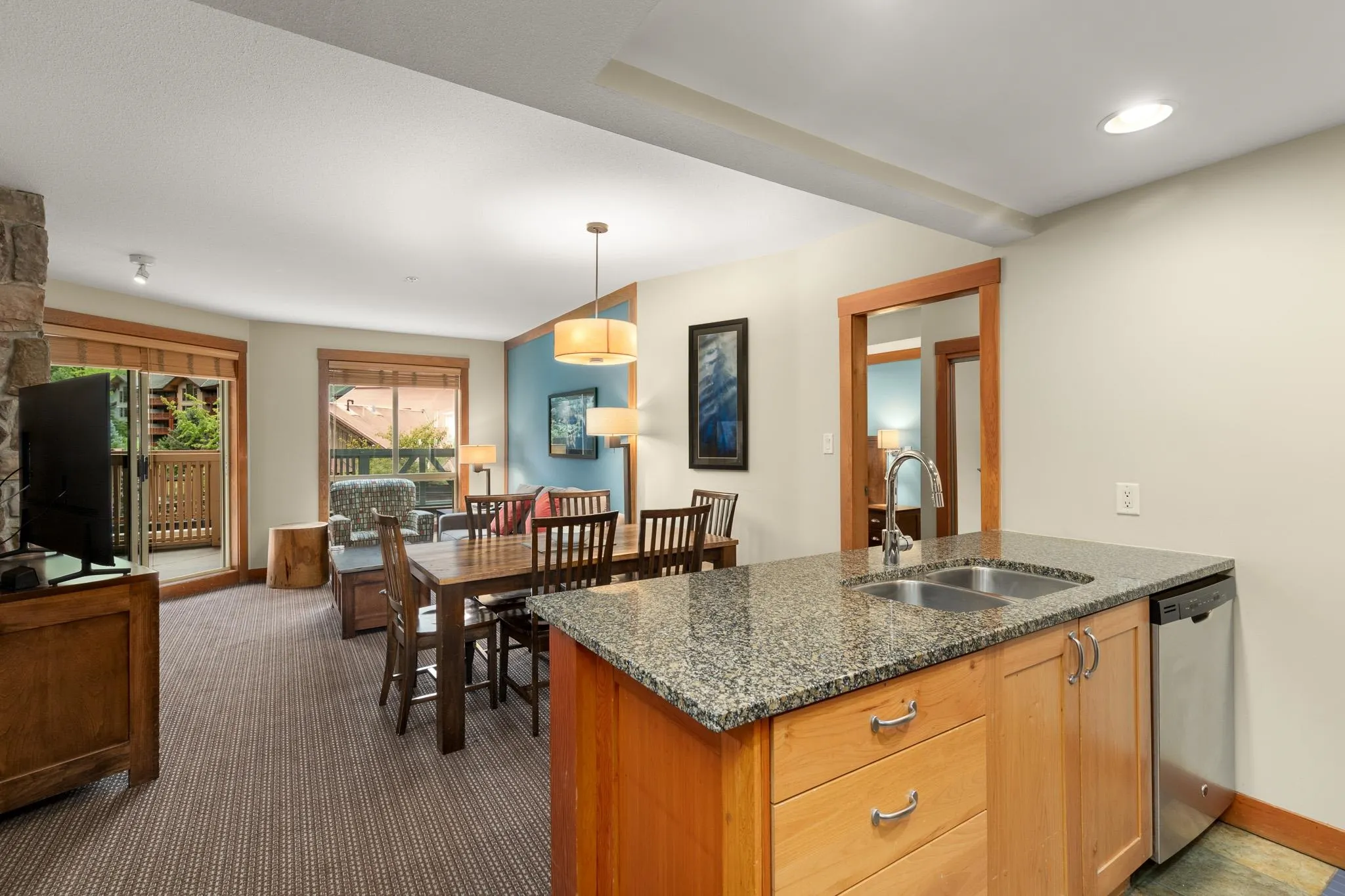 2036 London Lane #323C
