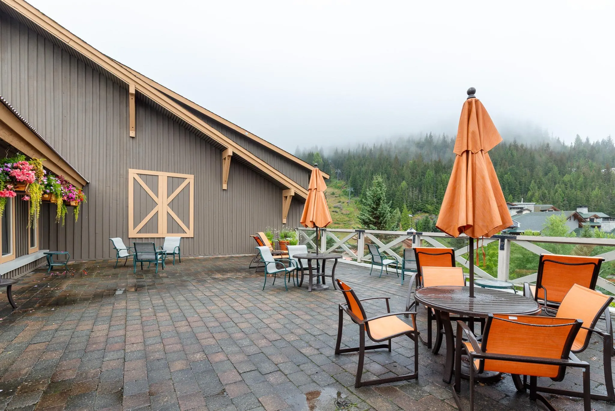 2036 London Lane #323C