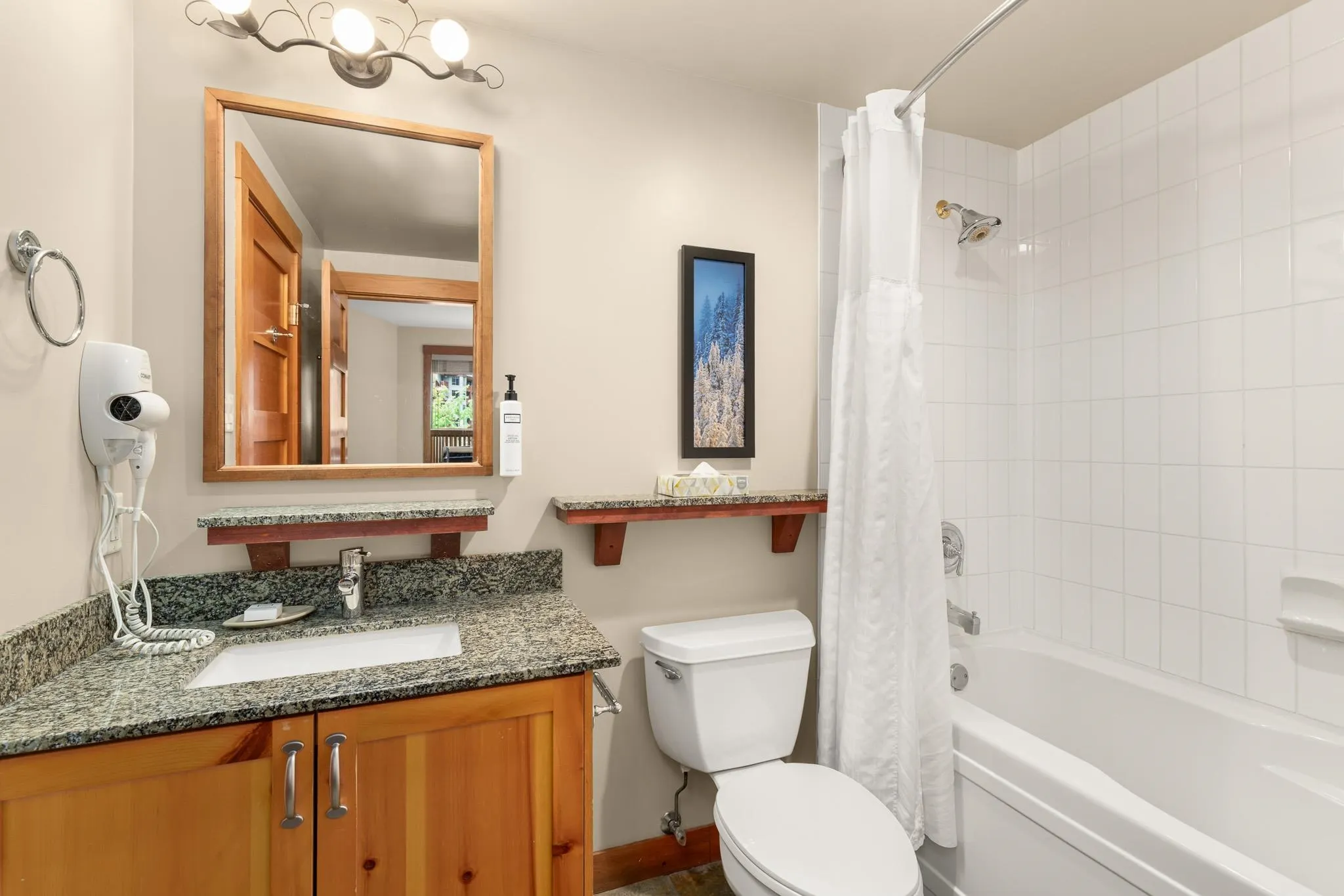 2036 London Lane #323C