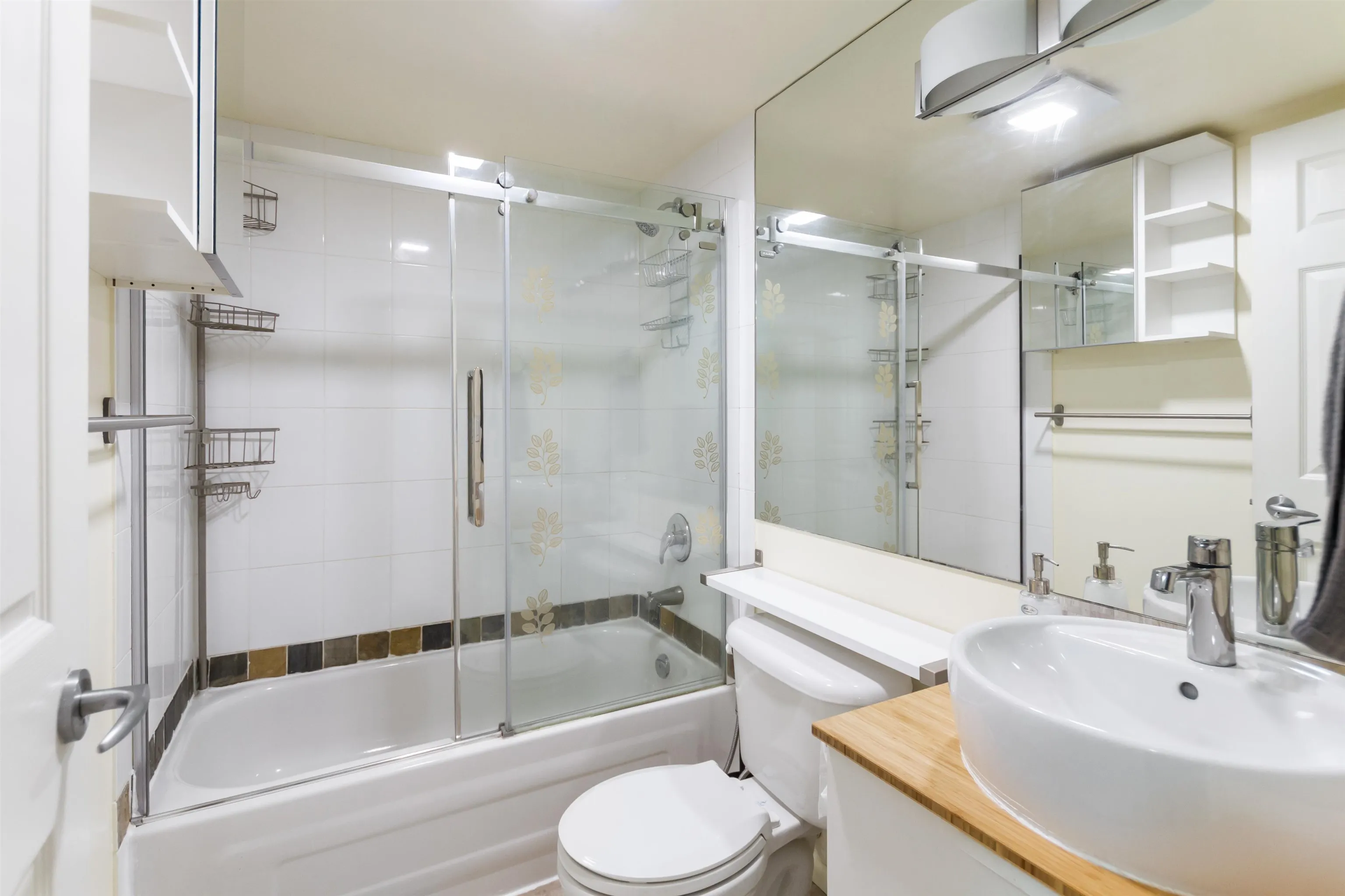 1420 W Georgia Street #1401
