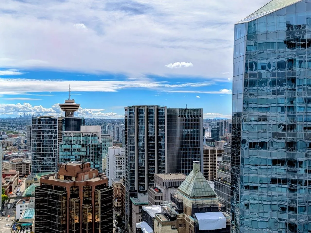 1077 W Cordova Street #3404