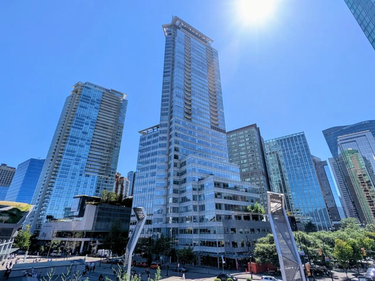 1077 W Cordova Street #3404
