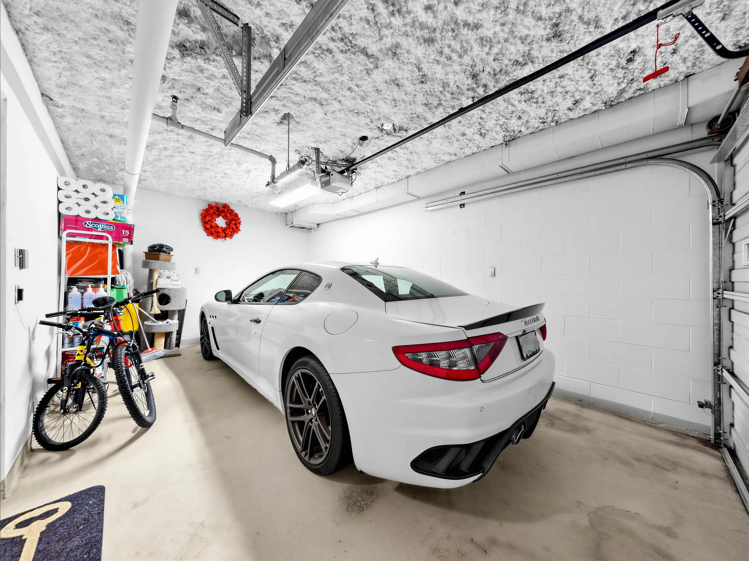 1211 W Cordova Street
