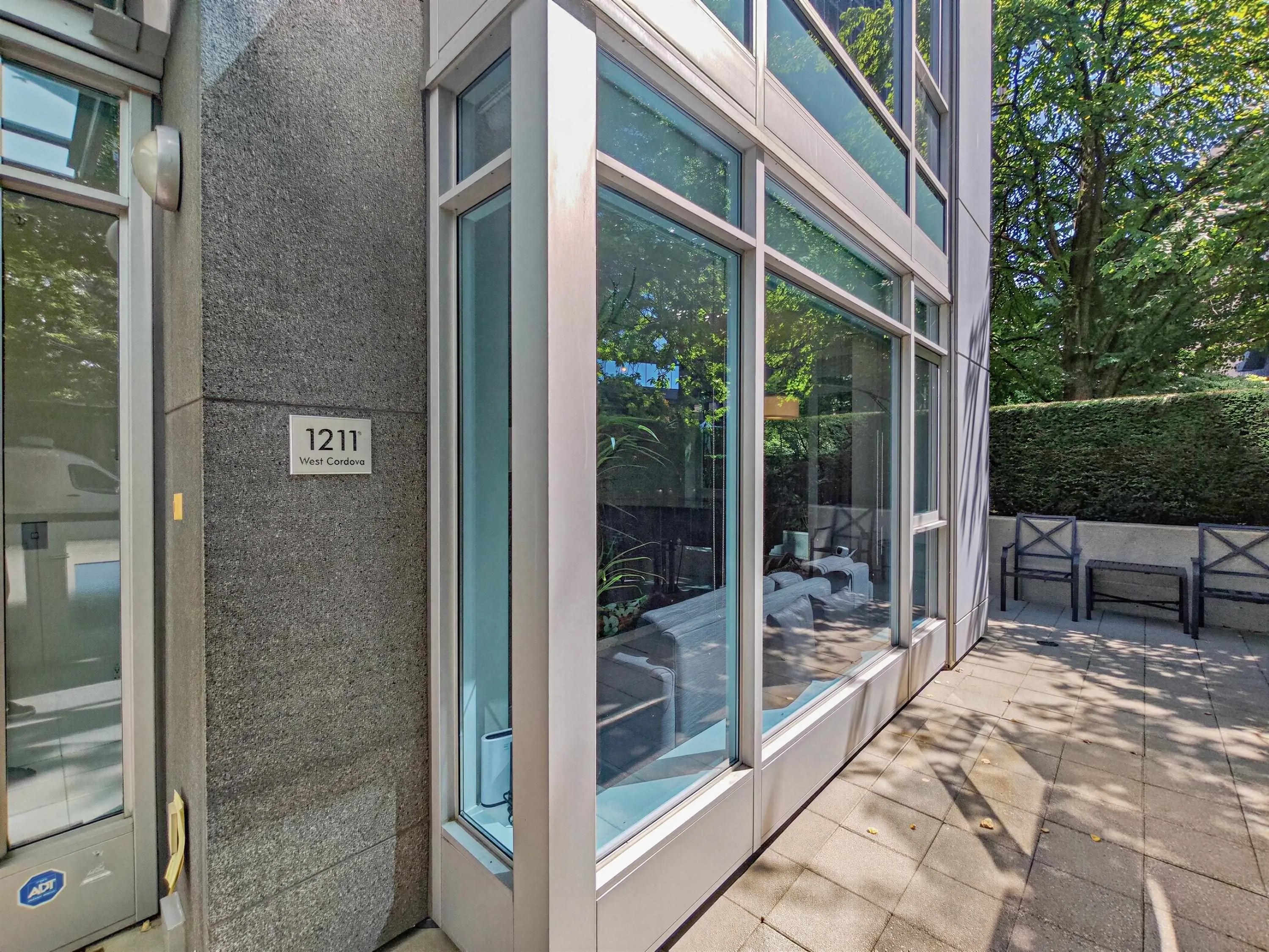 1211 W Cordova Street