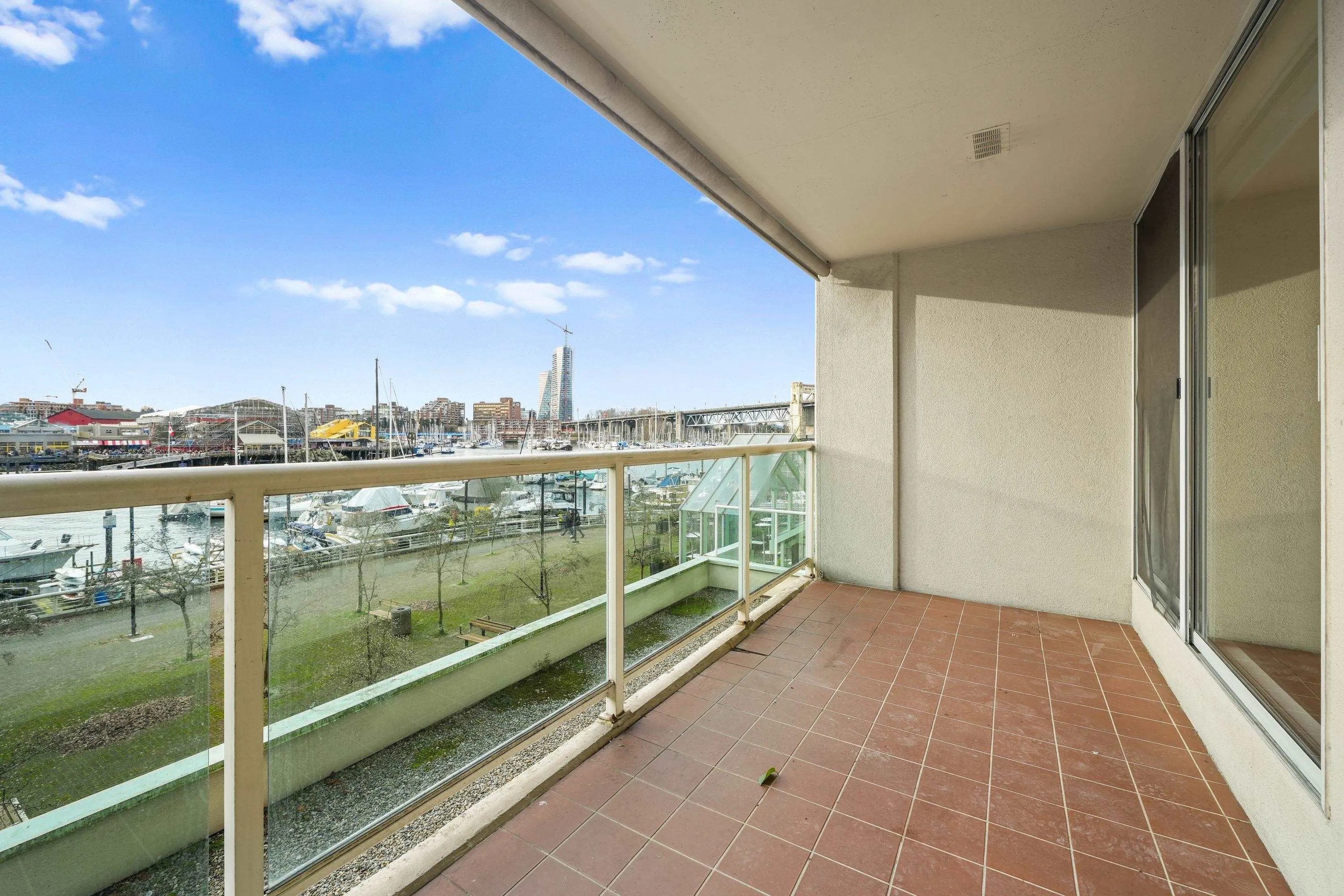1600 Howe Street #205