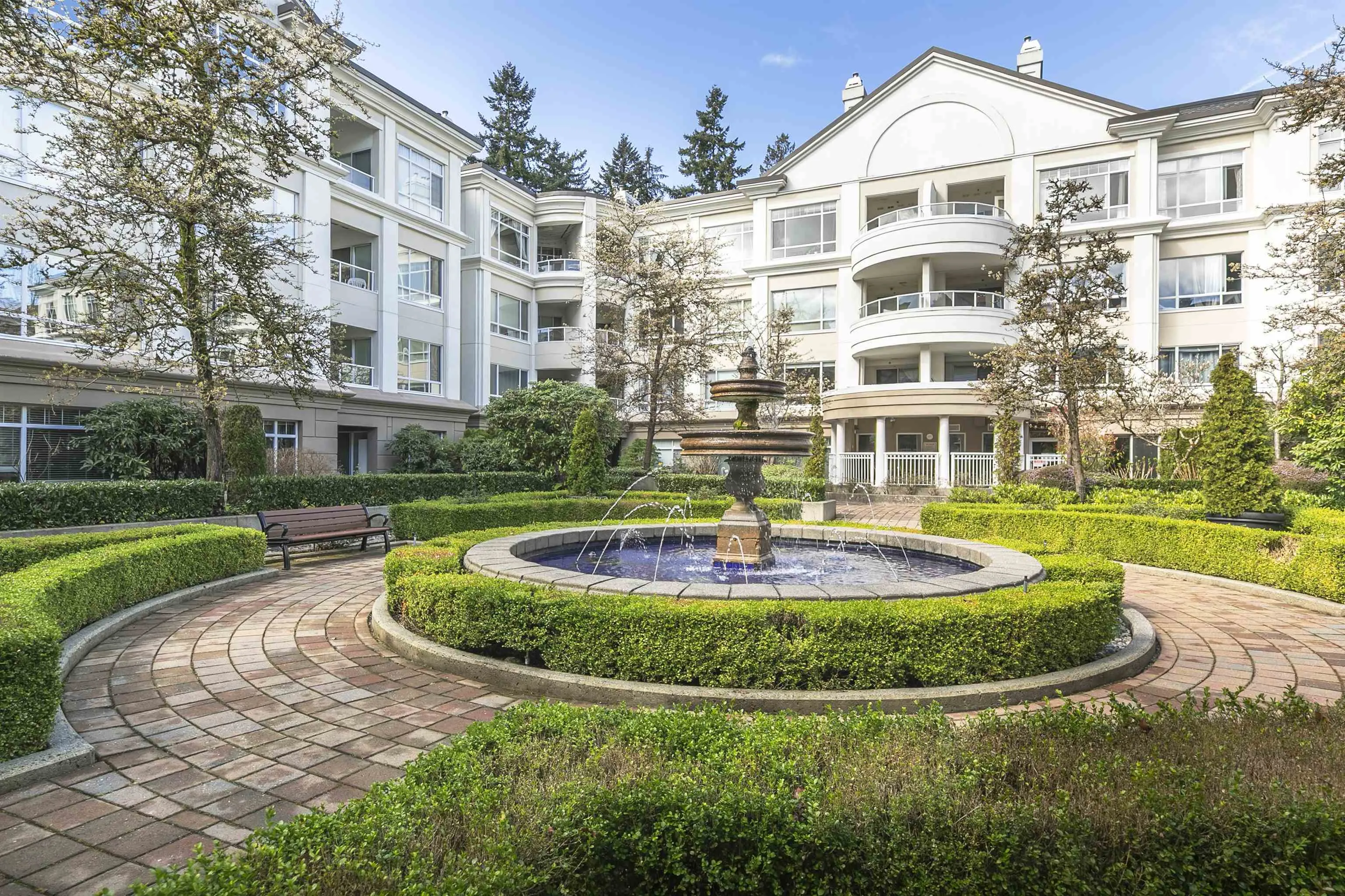 5735 Hampton Place #105