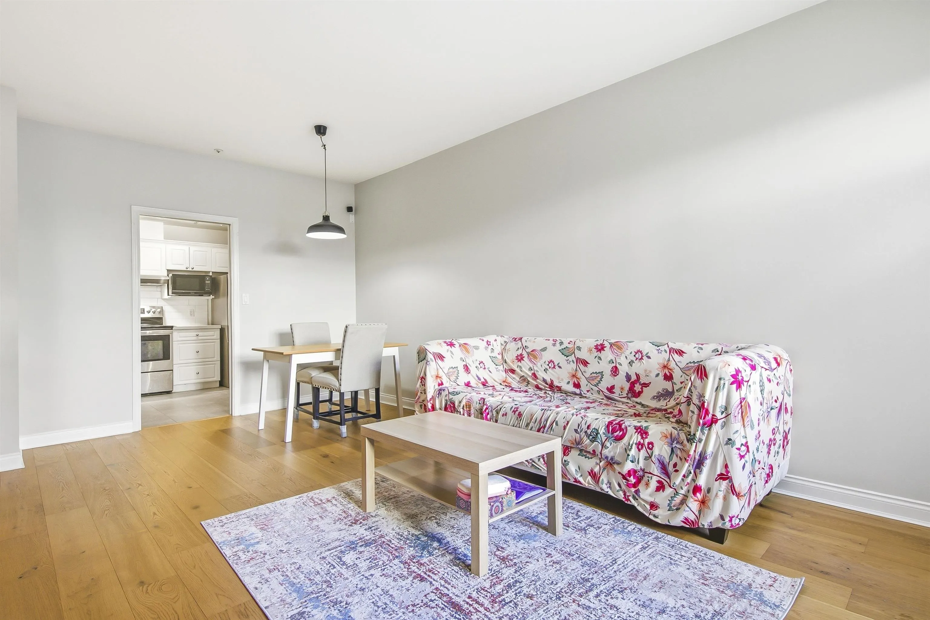 5735 Hampton Place #105