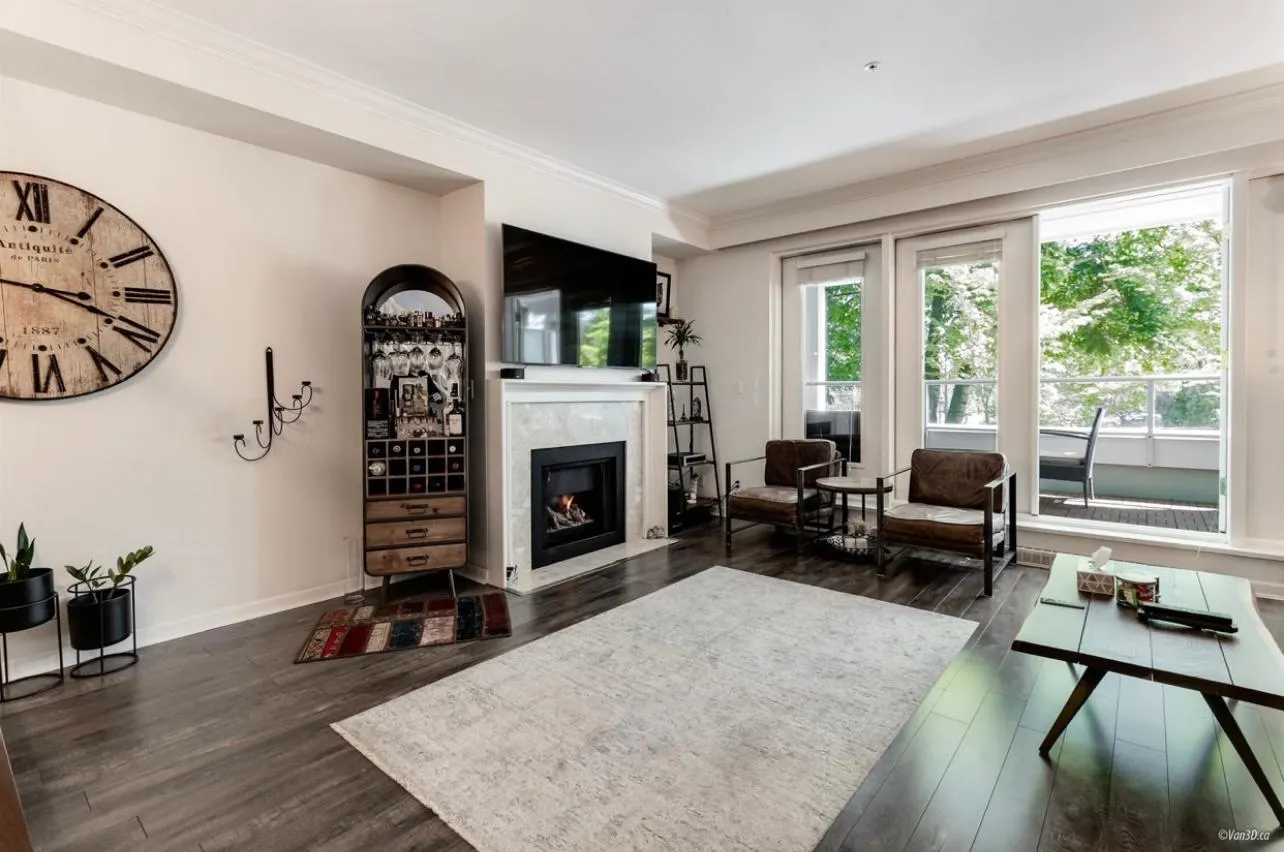 3188 Camosun Street #204