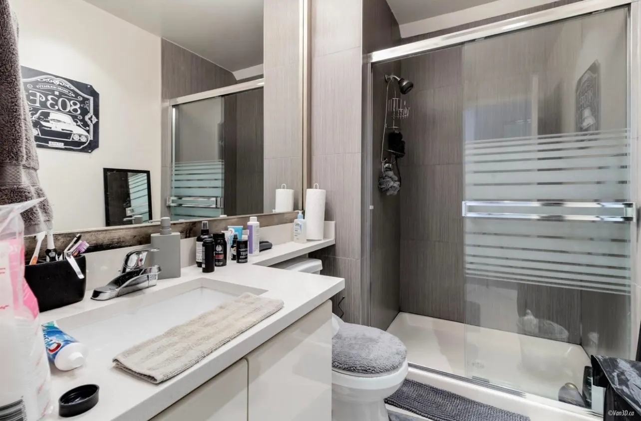 3188 Camosun Street #204