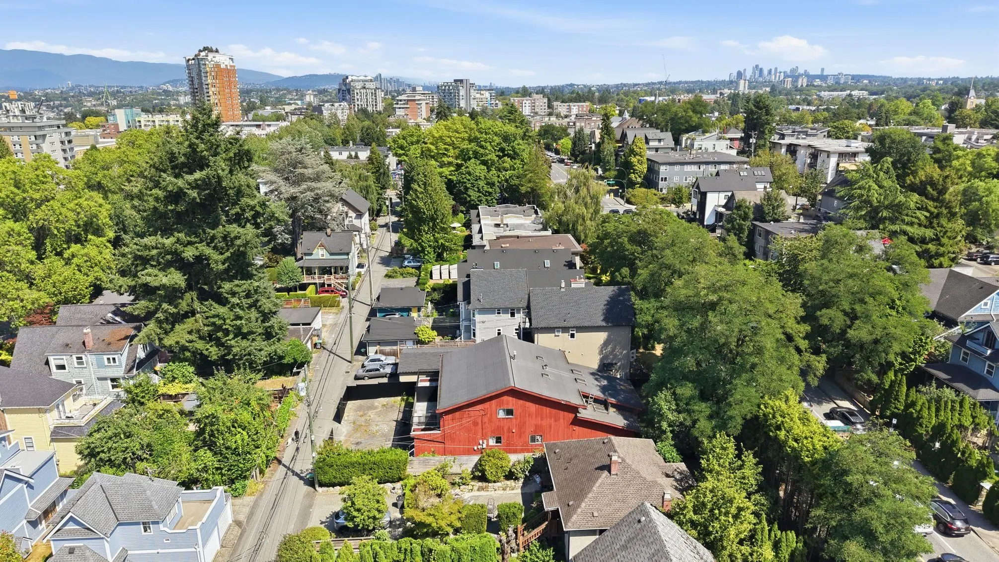 53 W 12th Avenue