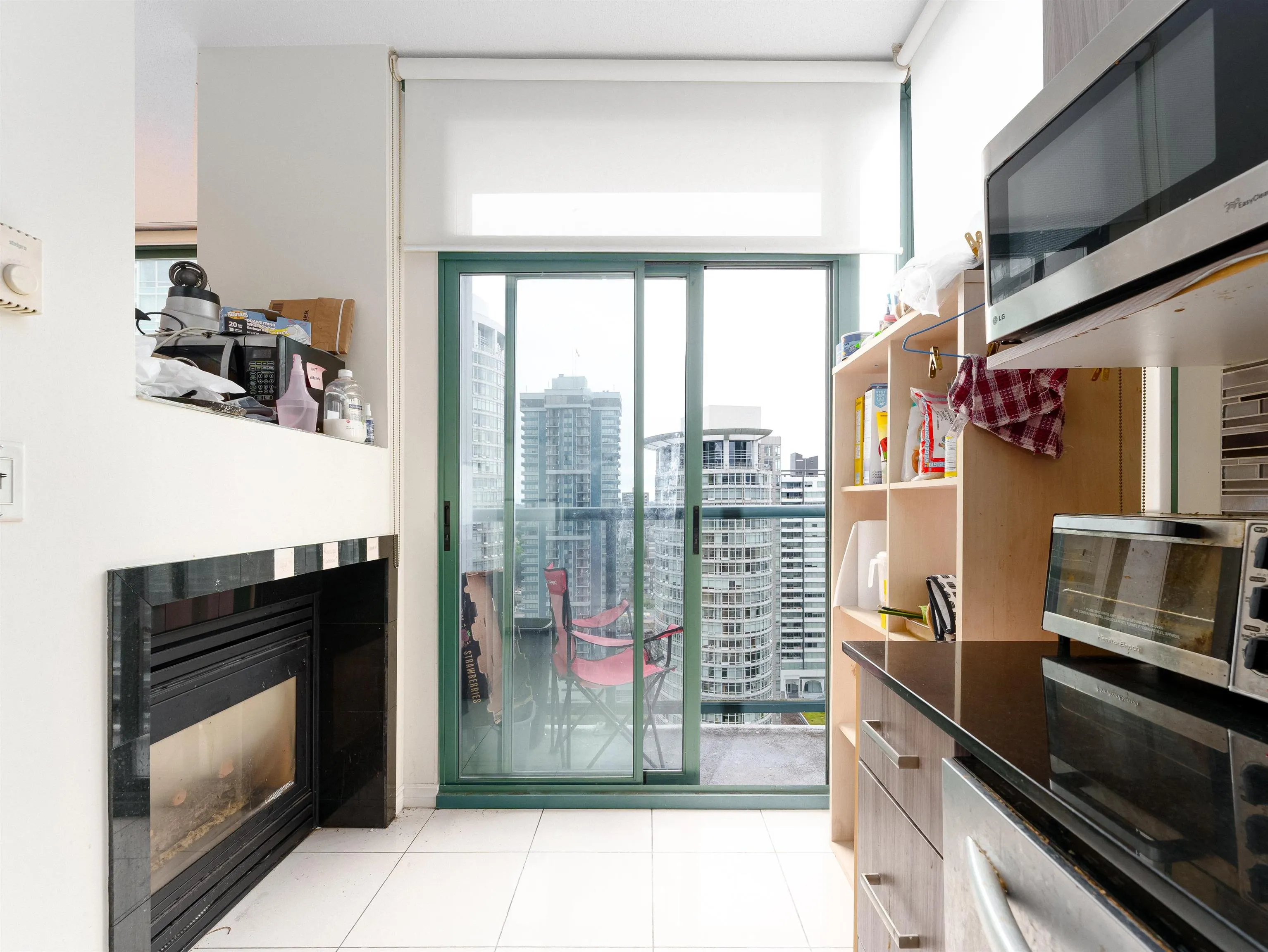 1239 W Georgia Street #2304