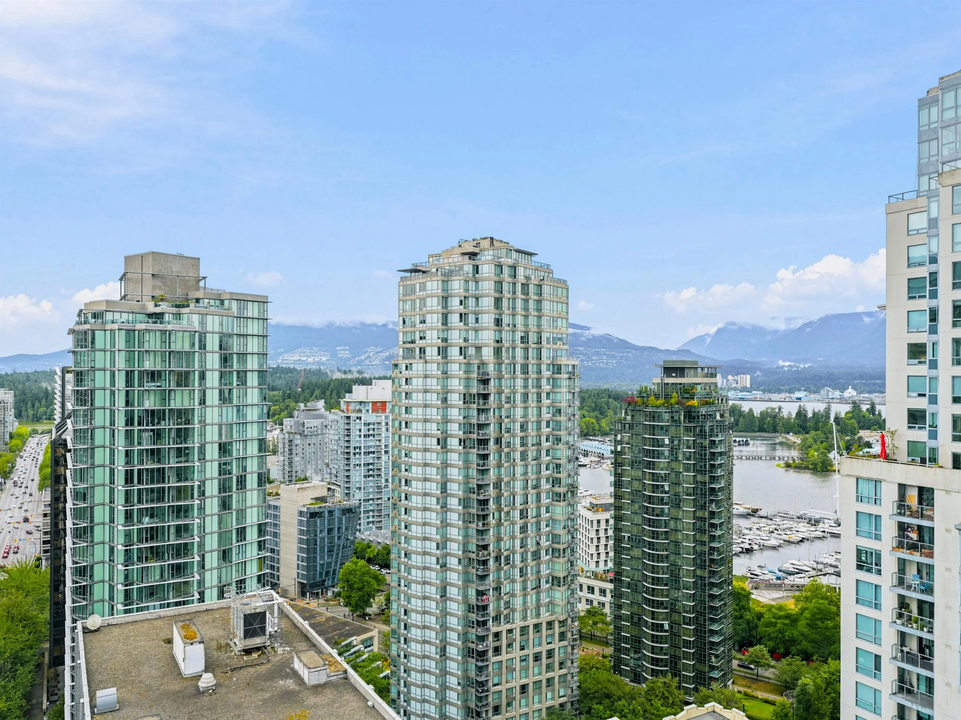 1239 W Georgia Street #2304