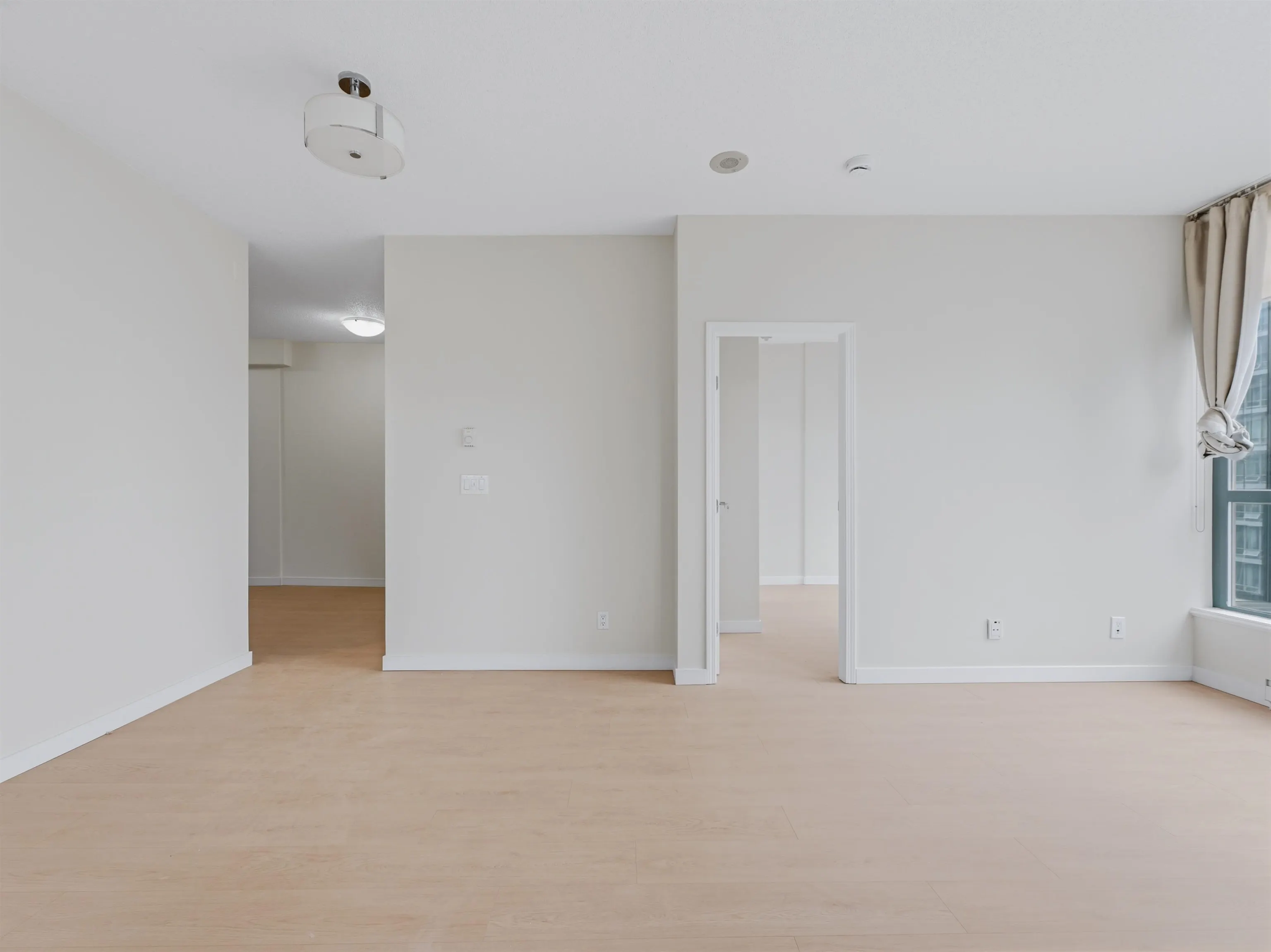 1239 W Georgia Street #2304
