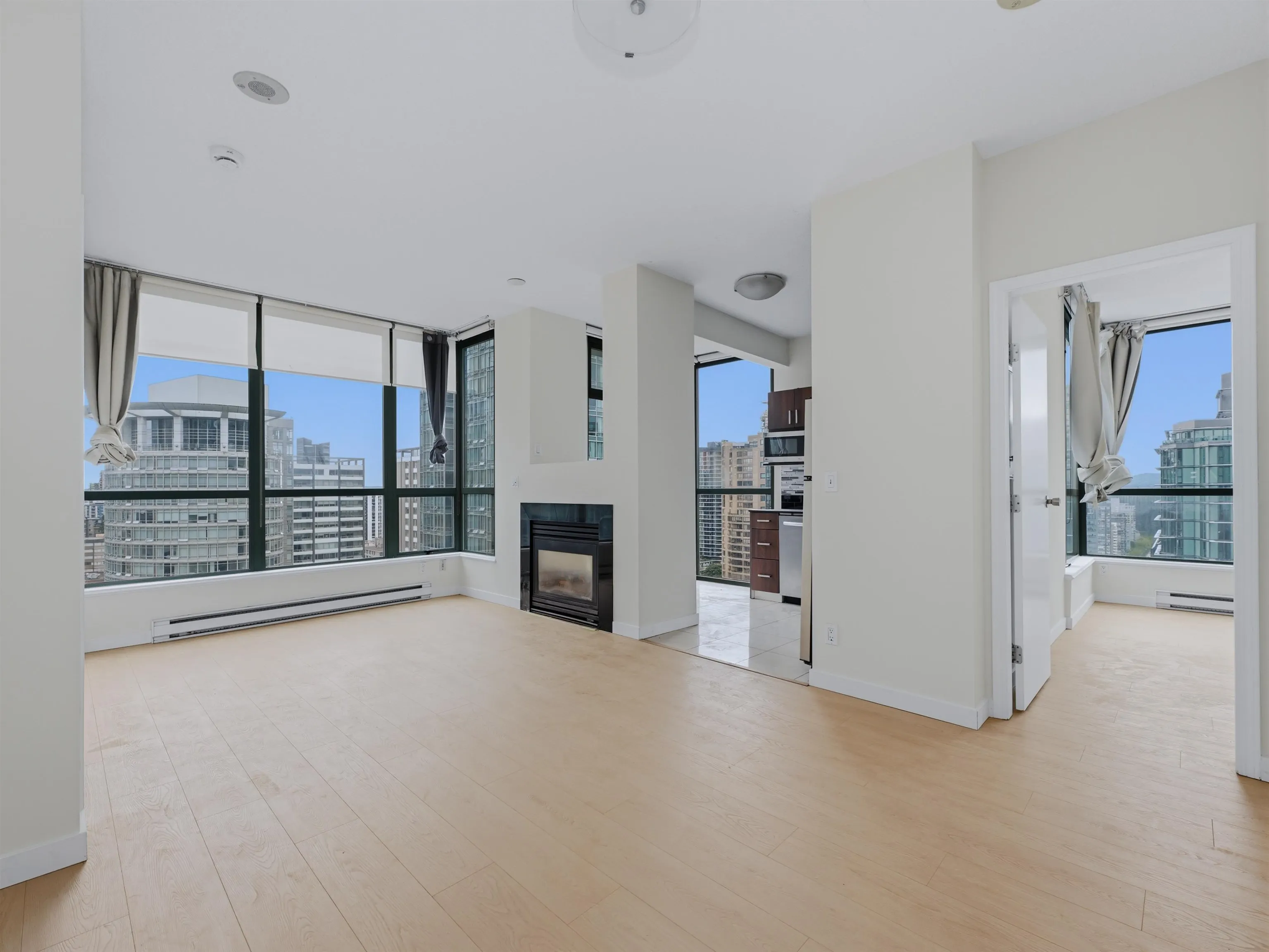 1239 W Georgia Street #2304
