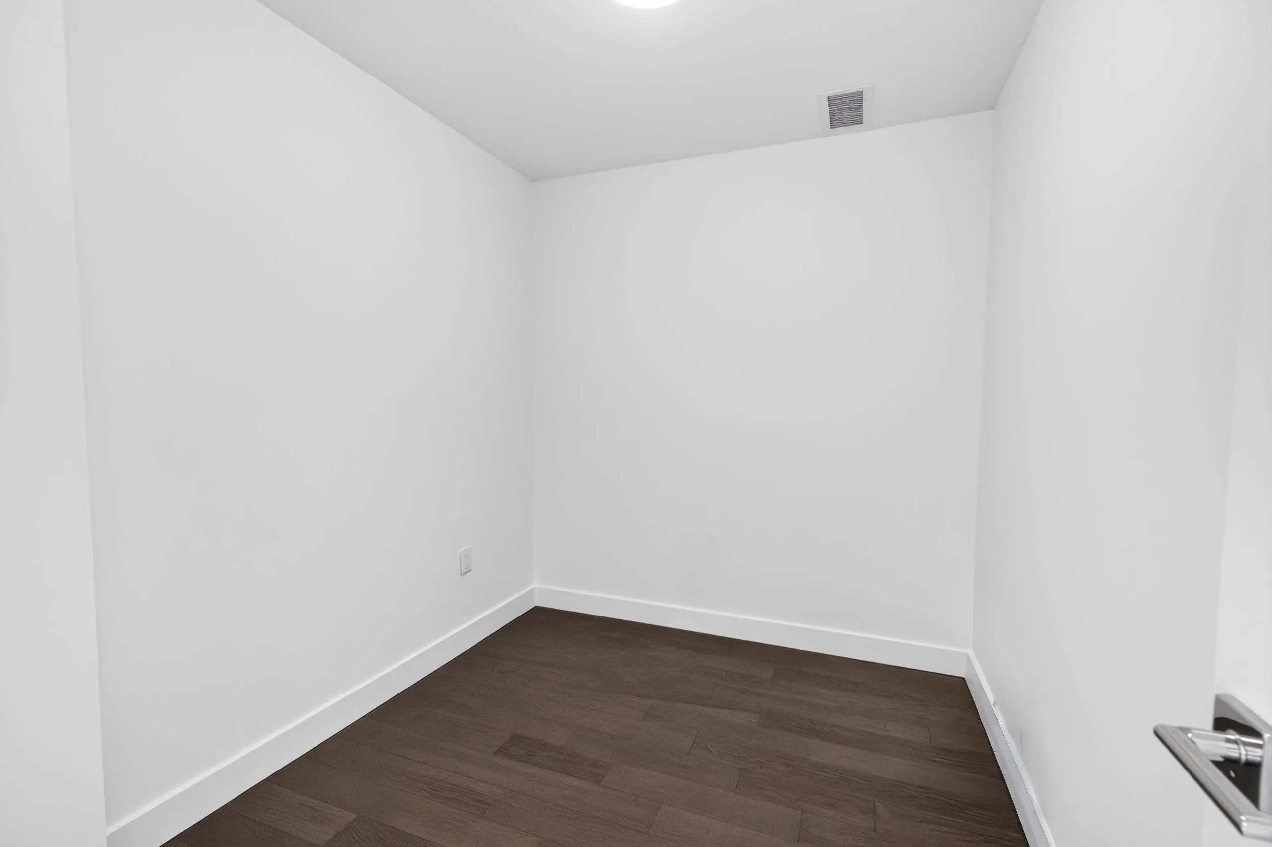 1588 Johnston Road #2404