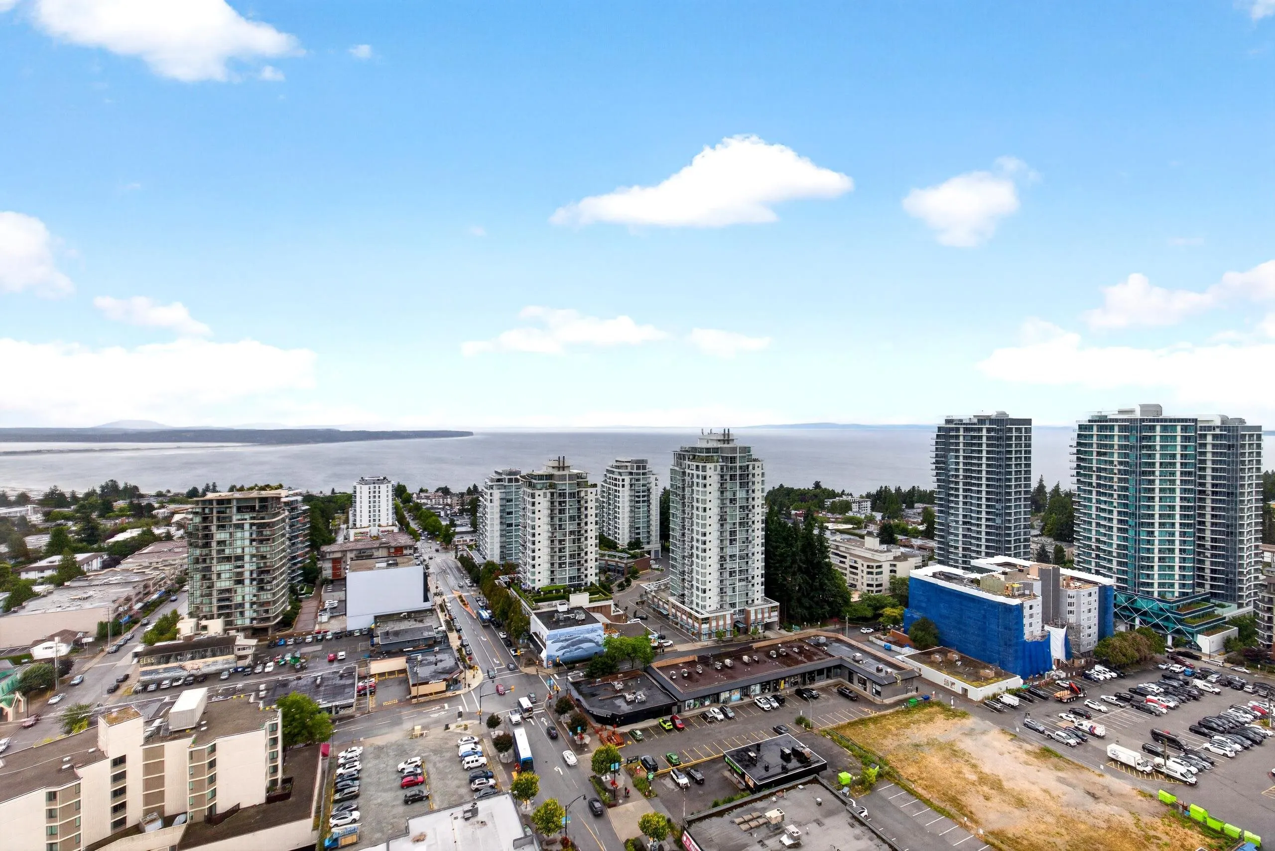 1588 Johnston Road #2404